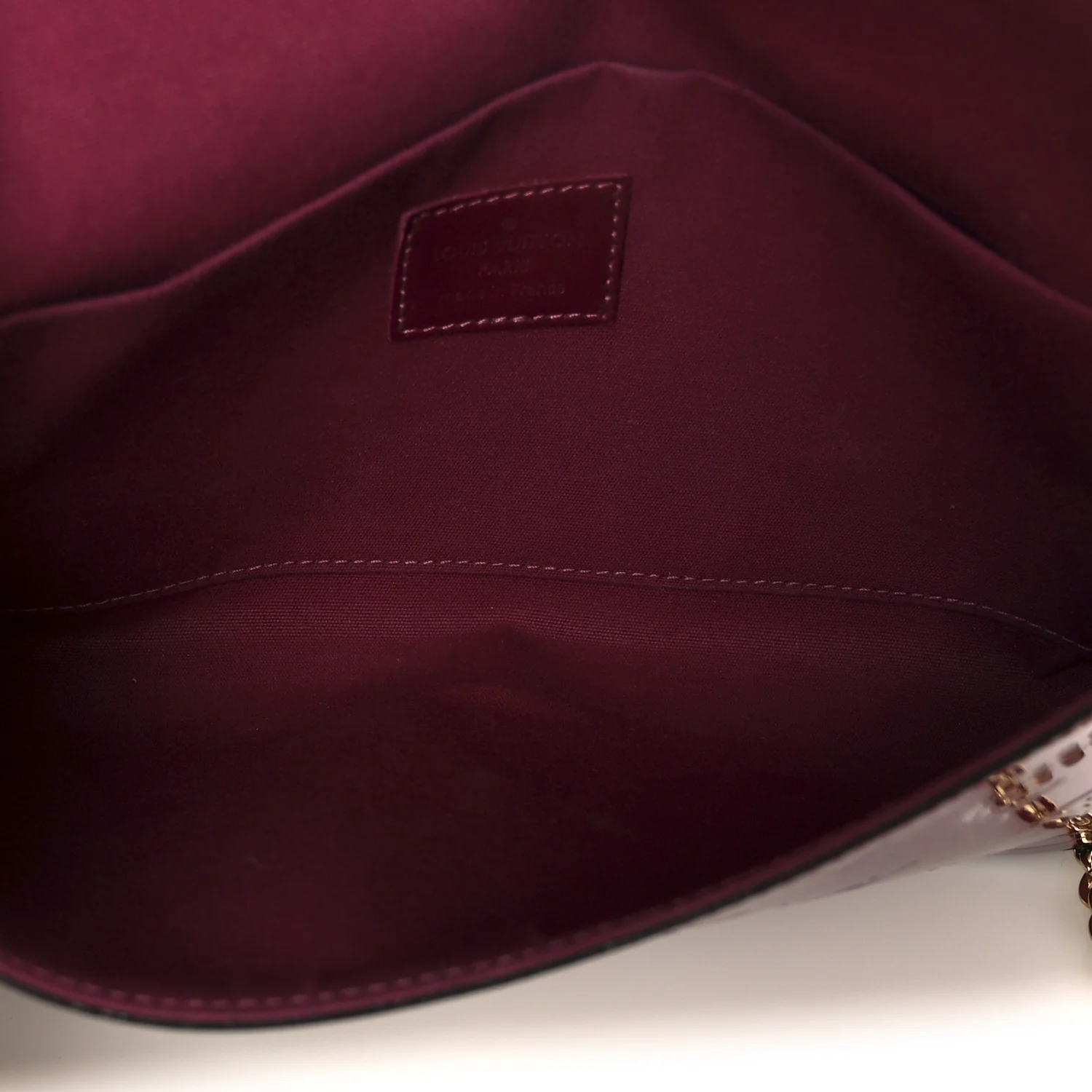 Vernis Felicie Chain Wallet Magenta - Image 6
