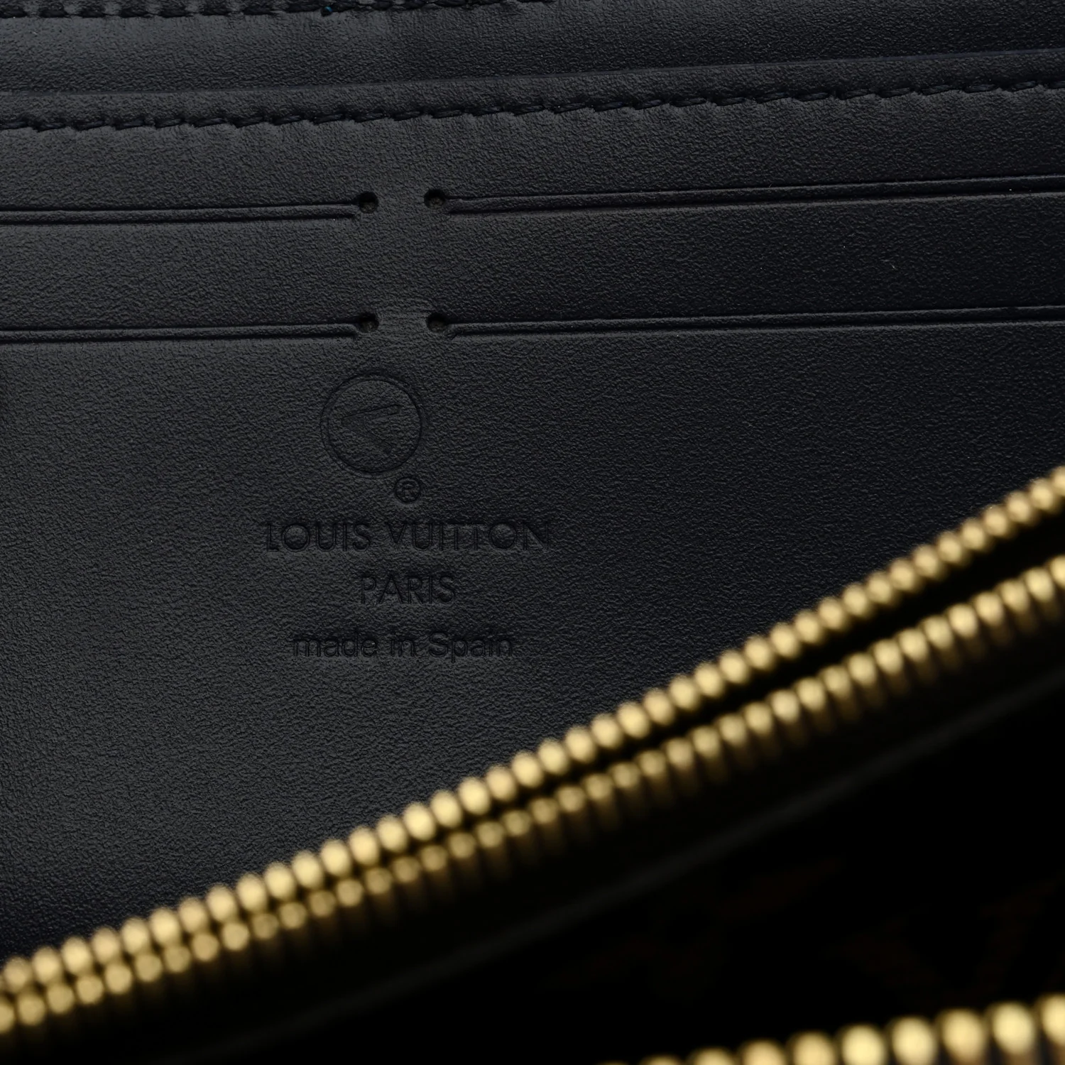 Vernis Miroir Clemence Wallet Blue - Image 7
