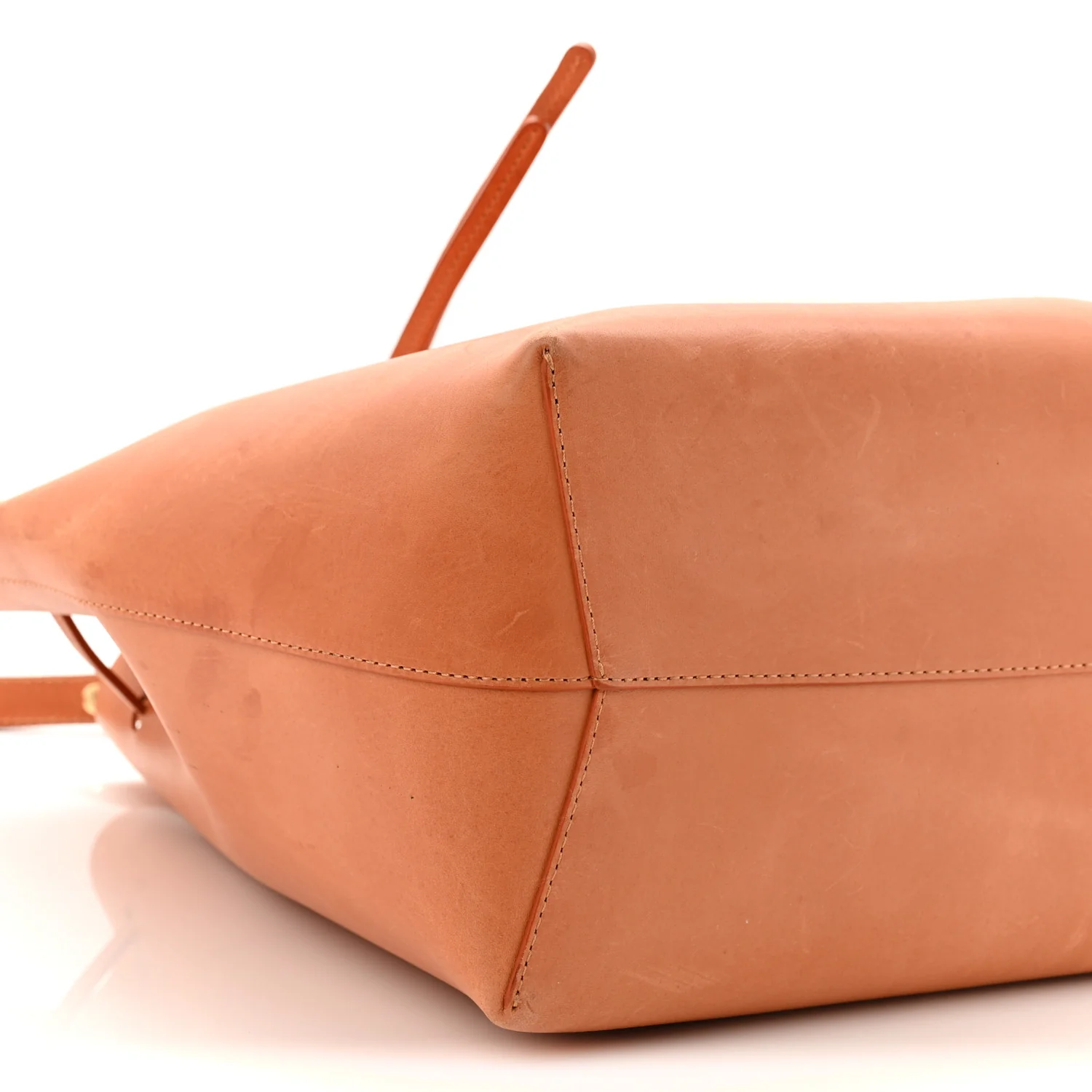 Vegetable Tanned Calfskin Bucket Bag Cammello Rosa - Image 10
