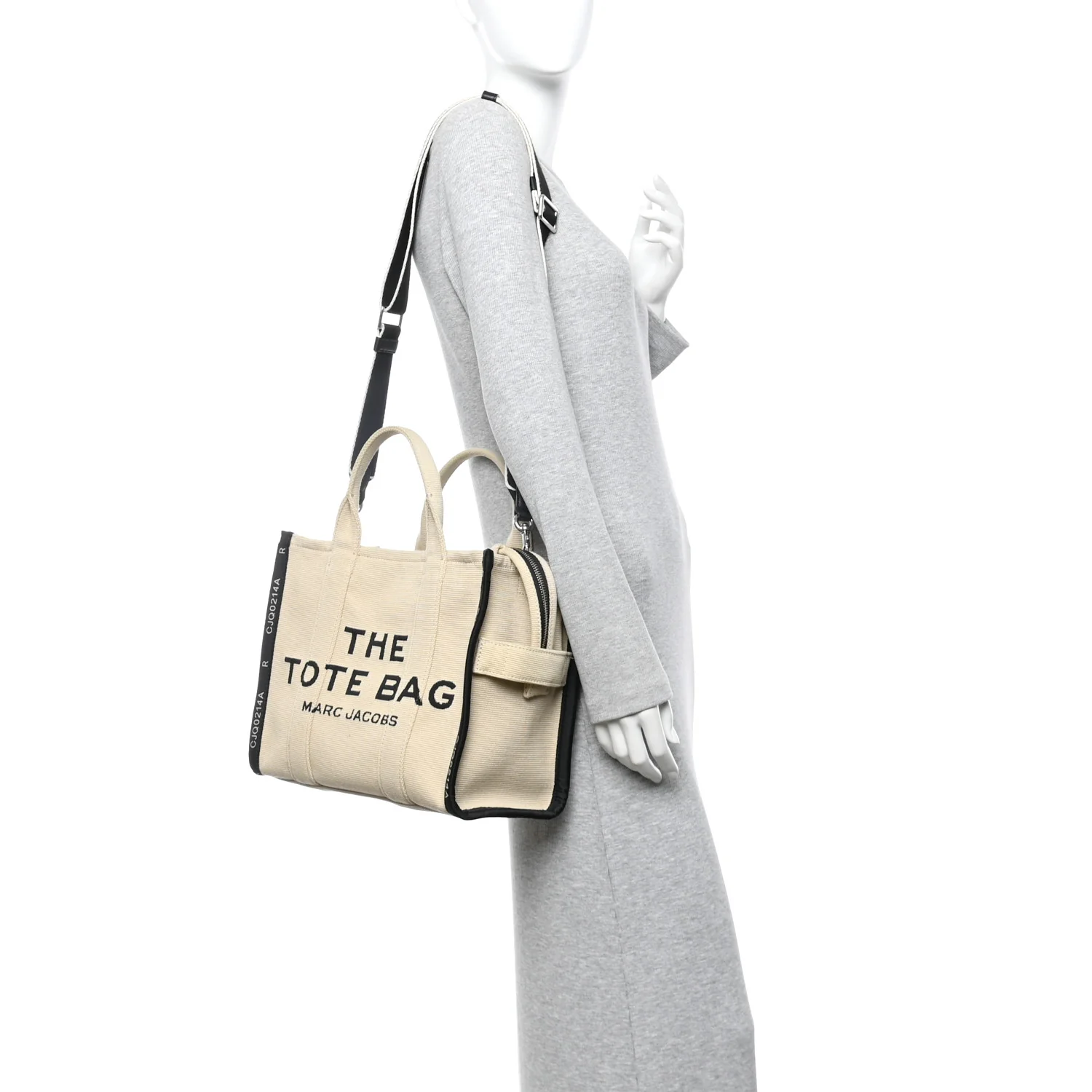 Jacquard Medium The Traveler Tote Bag Warm Sand - Image 2