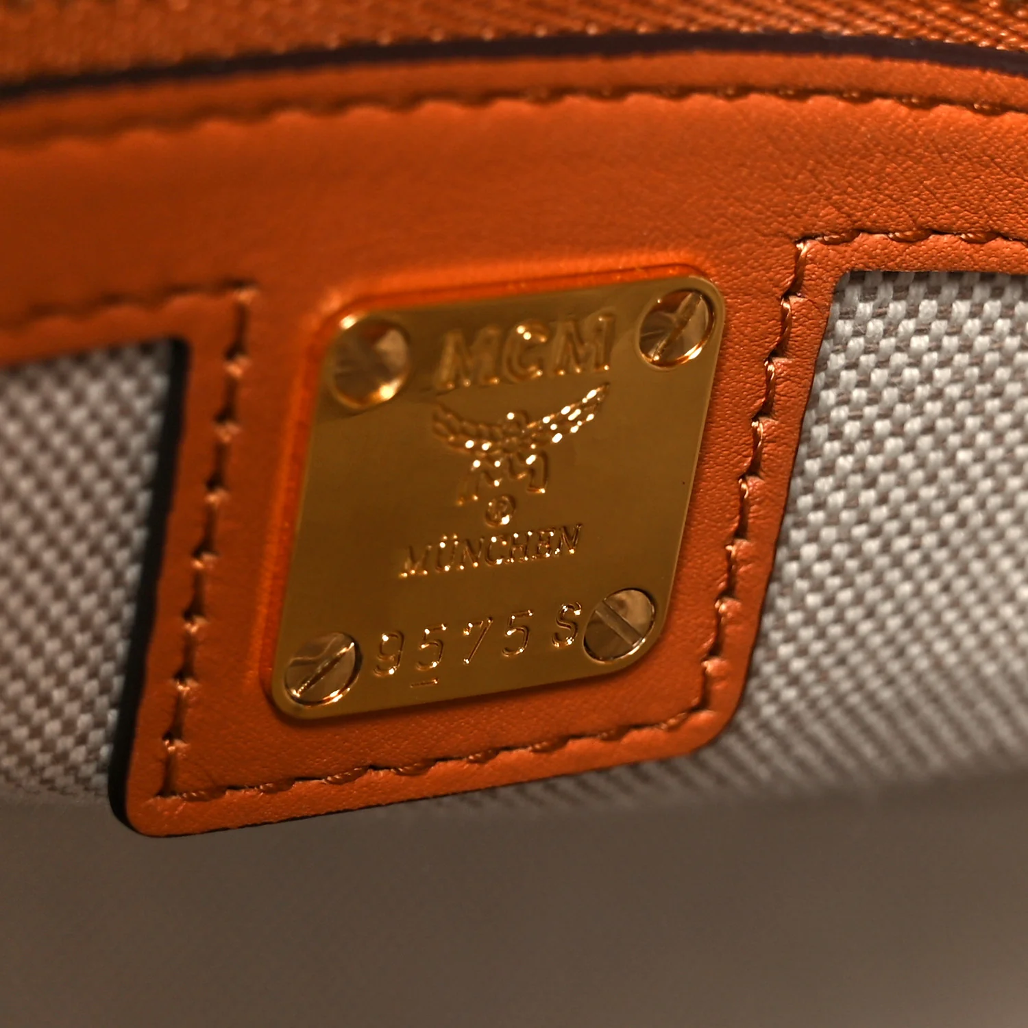 Calfskin Linen Large Munchen Tote Cognac - Image 7