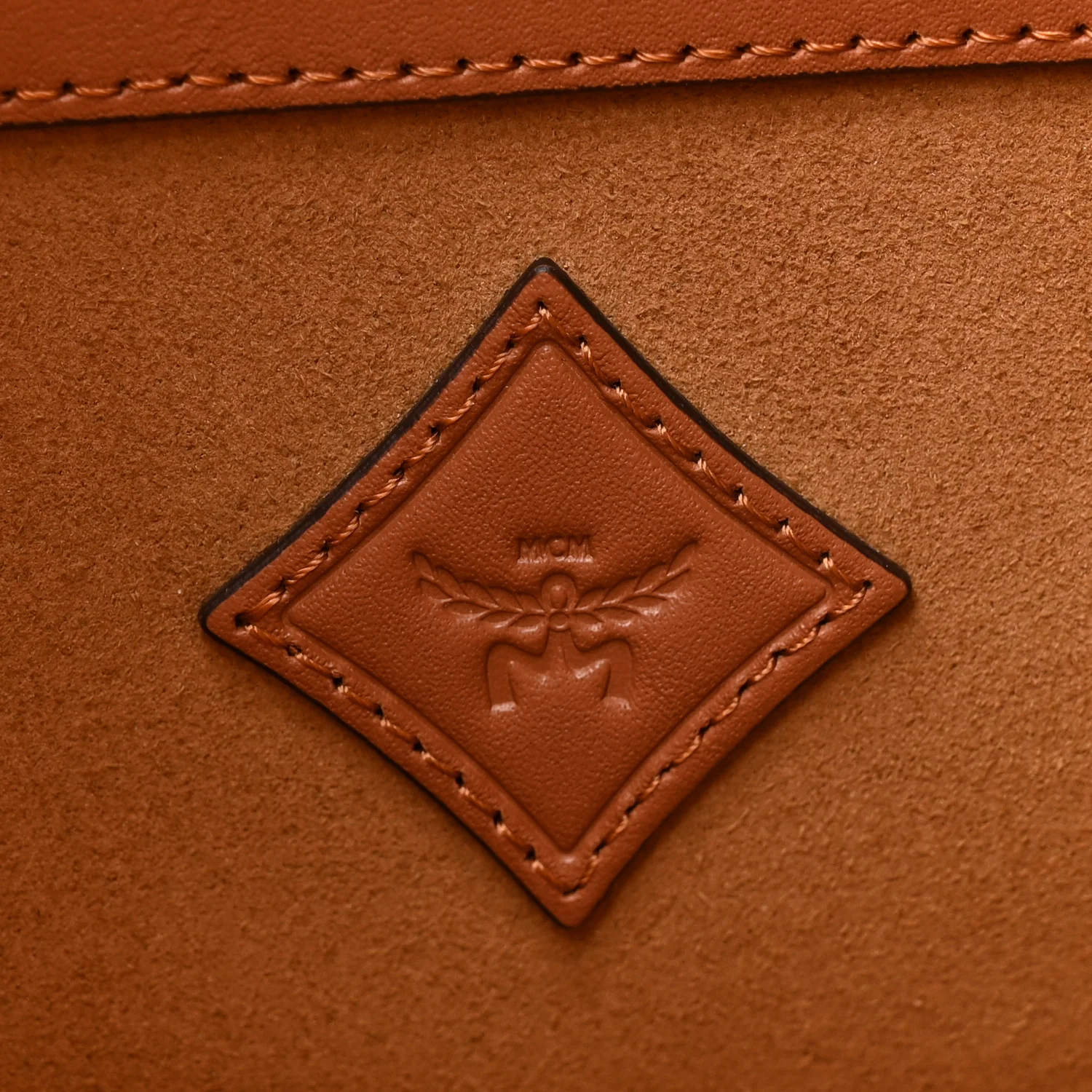 Lauretos Nappa Medium Himmel Hobo Cognac - Image 6