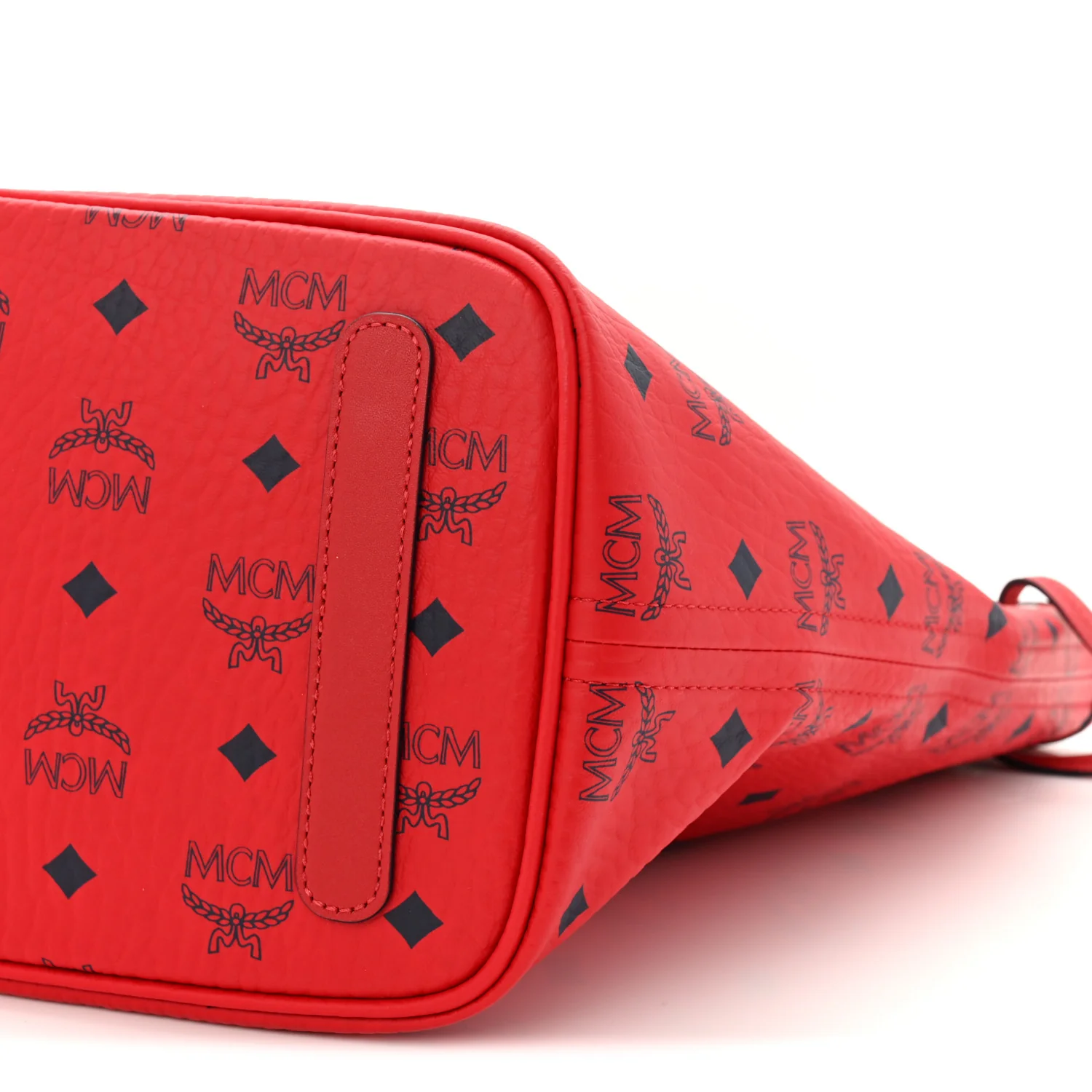 Visetos Medium Liz Reversible Shopper Tote Candy Red - Image 15