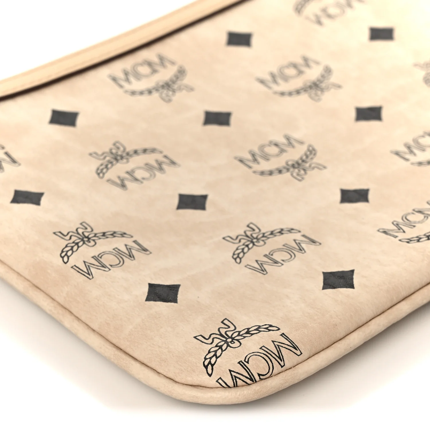 Visetos Medium Pouch Beige - Image 8
