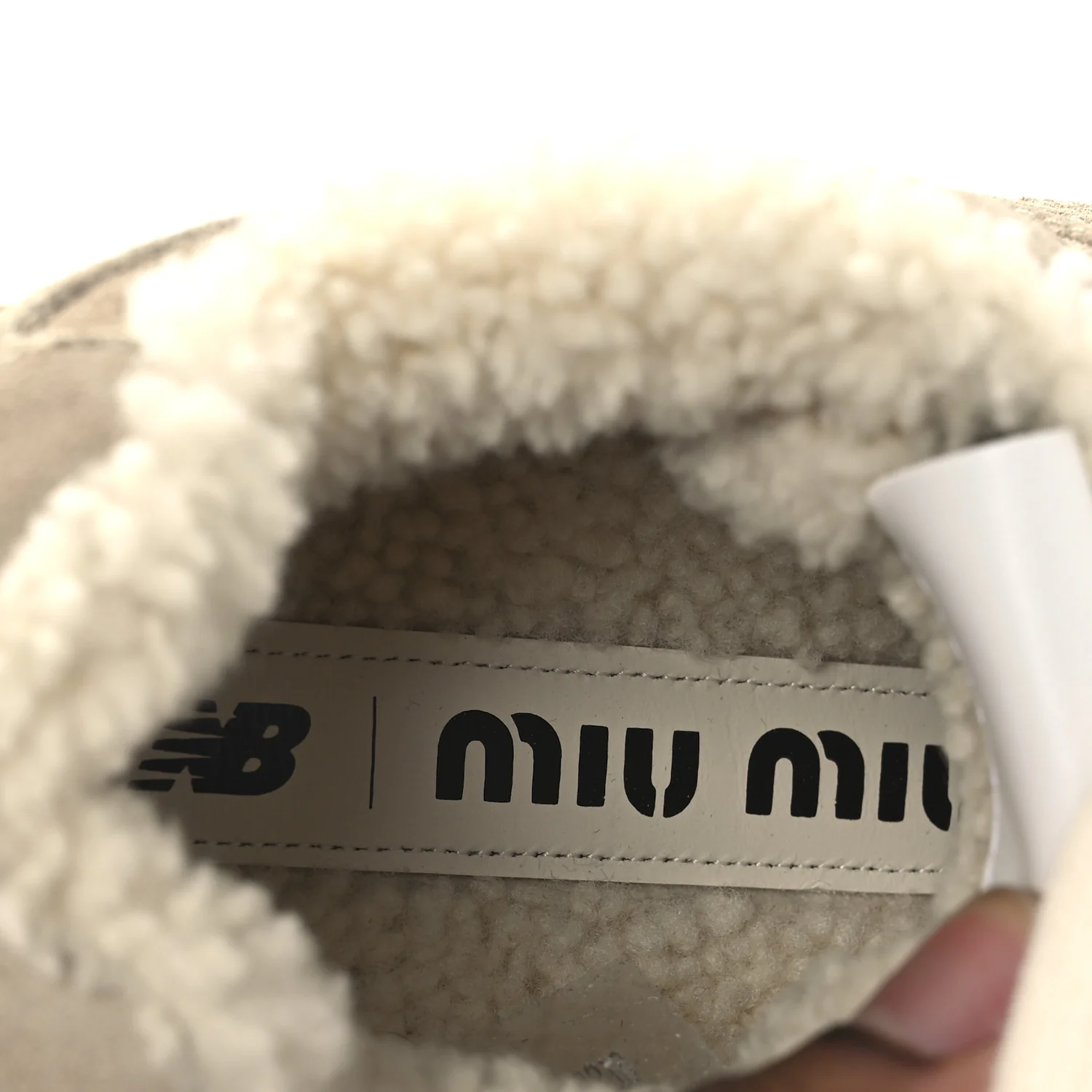 X NEW BALANCE Suede Shearling 530 SL Sneakers 36 Bleached Ecru - Image 9