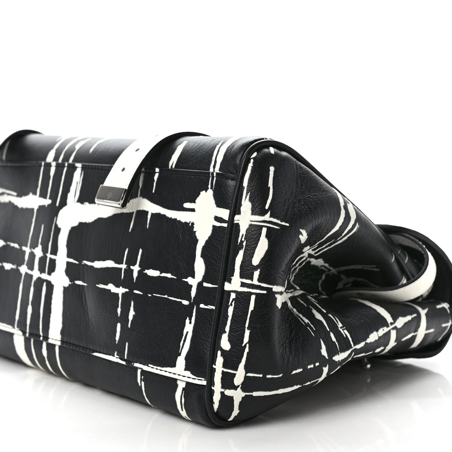 Polished Buffalo Check Printed Medium Alexa Black White - Image 8