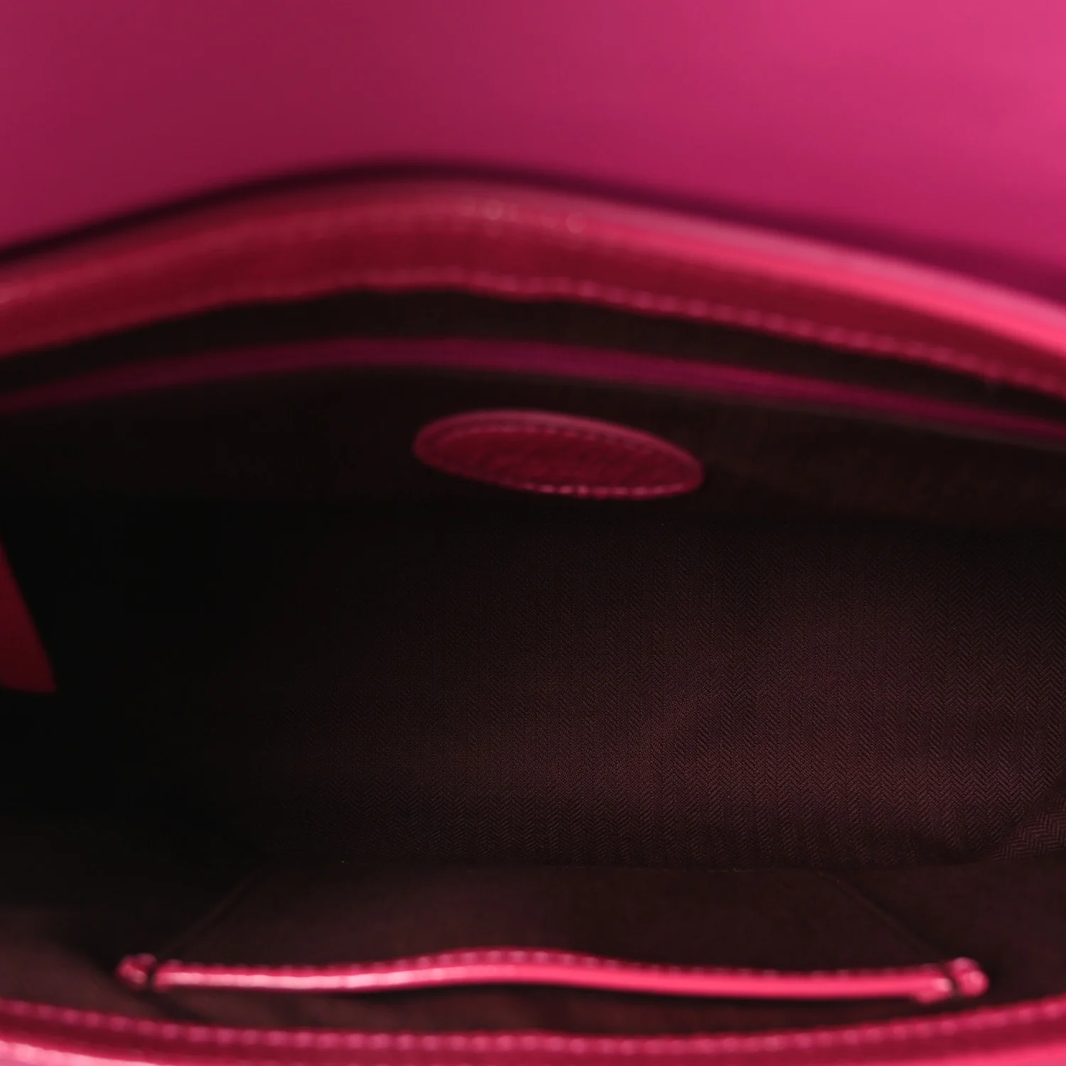 Spongy Patent Small Alexa Pink - Image 5