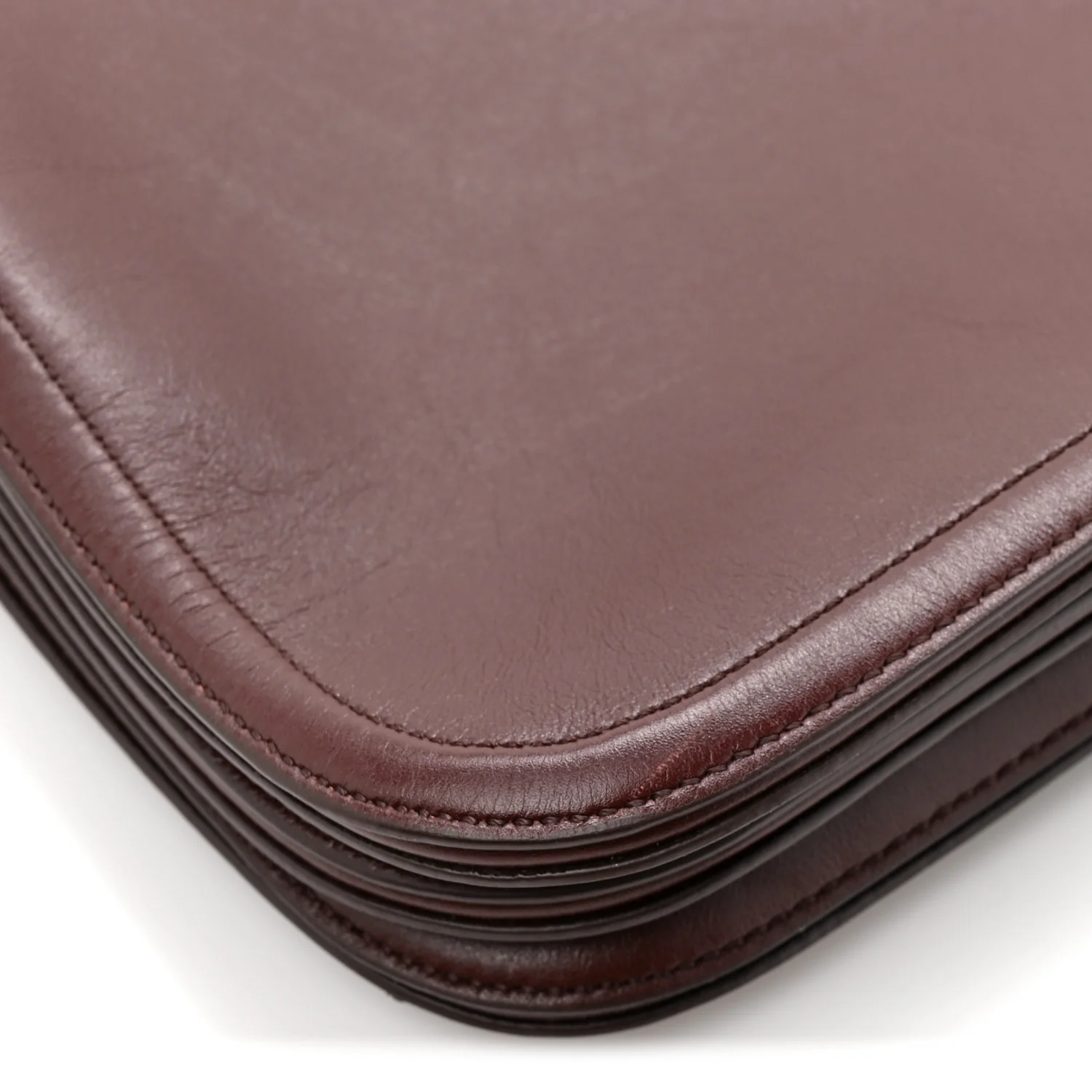 Soft Calfskin Medium Gig Bag Burgundy - Image 12