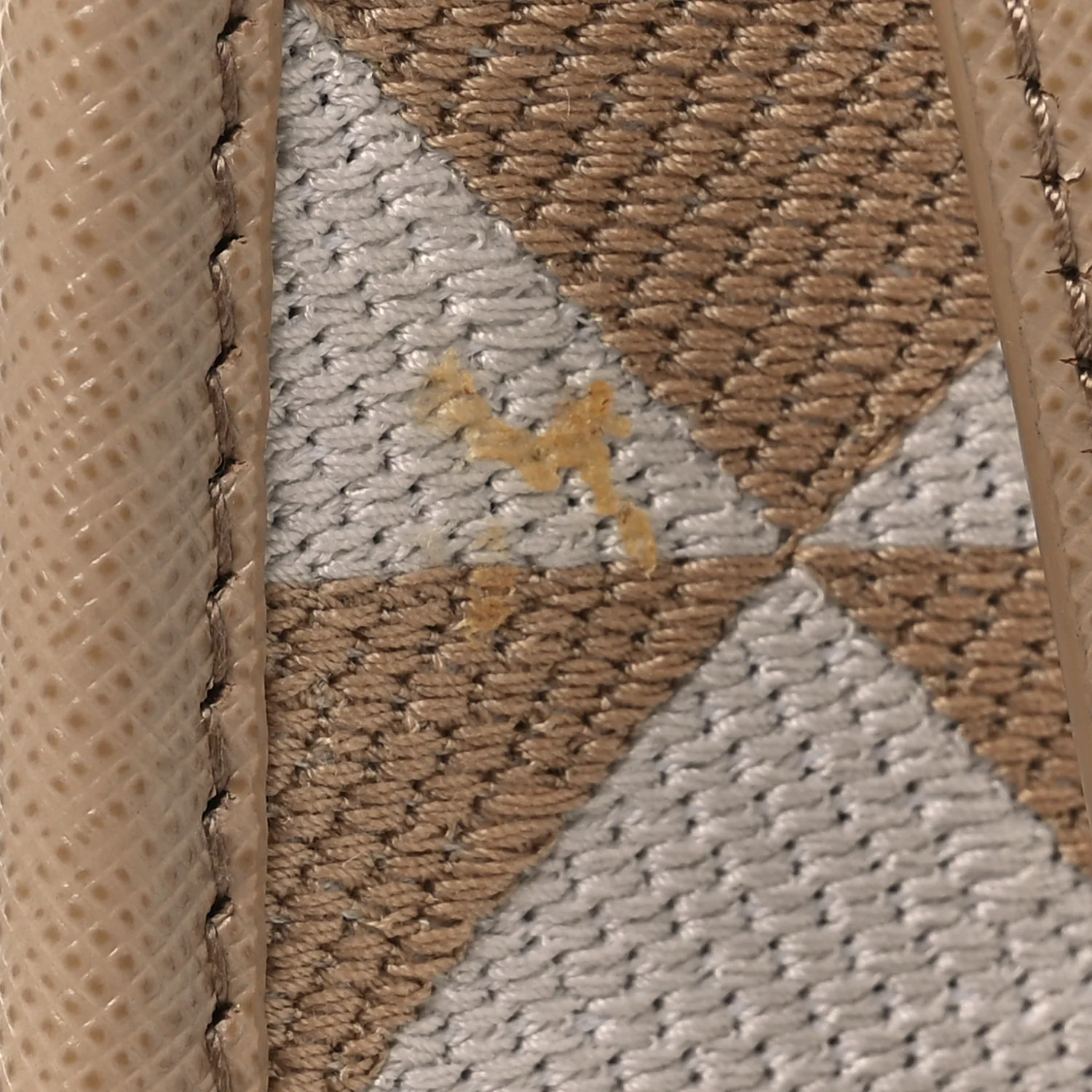Jacquard Saffiano Triangolo Symbole Embroidered Micro Tote Corda Talco - Image 11