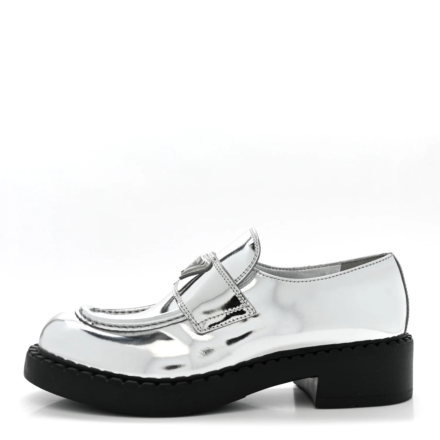 Metallic Brushed Calfskin Metal Triangle Logo 50mm Loafers 39 Argento