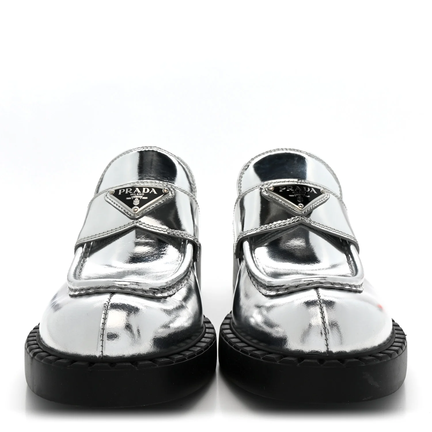 Metallic Brushed Calfskin Metal Triangle Logo 50mm Loafers 39 Argento - Image 3