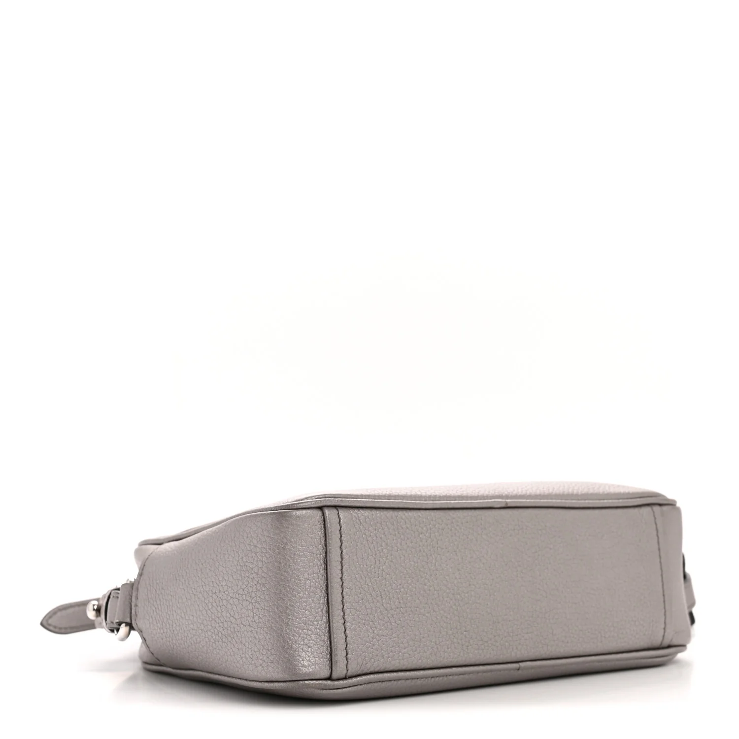 Metallic Vitello Daino Camera Crossbody Bag Acciaio - Image 4