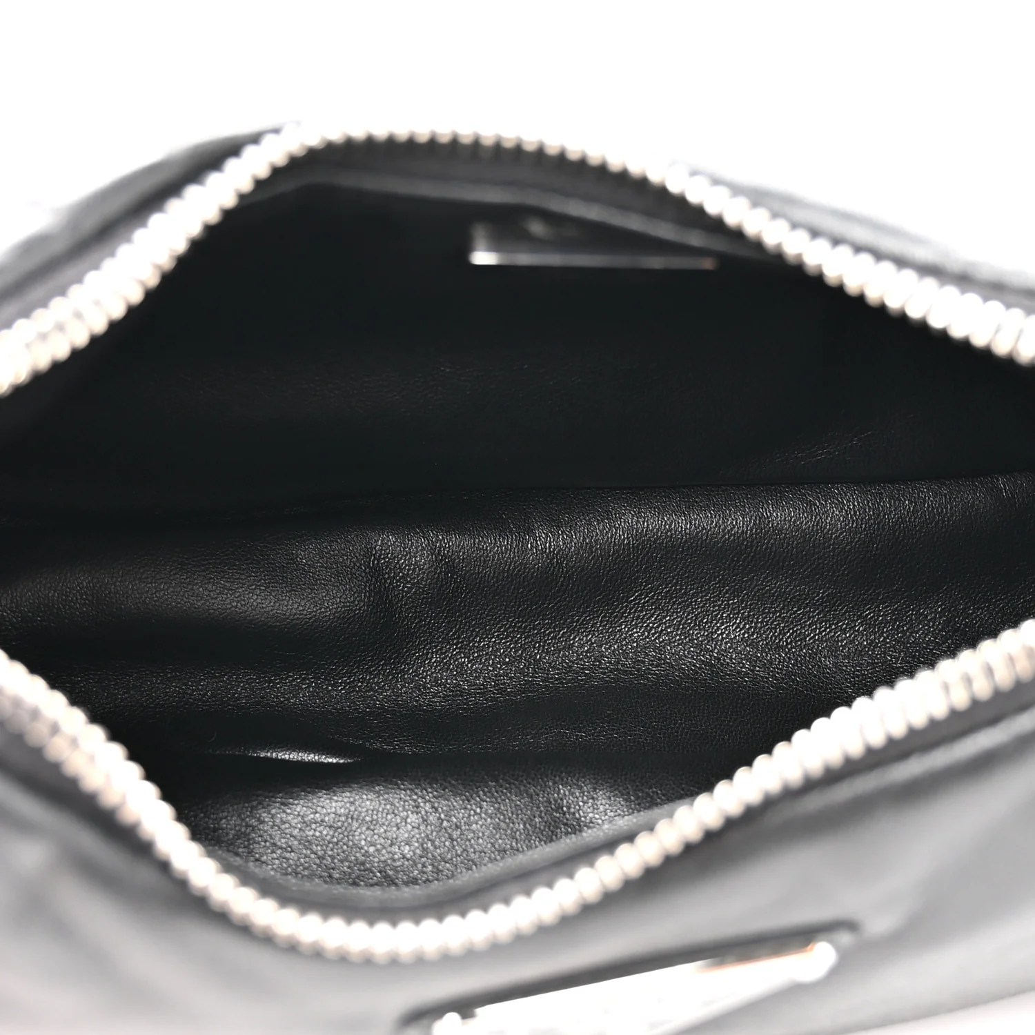 Nappa Soft Padded Re-Edition 2005 Shoulder Bag Black - Image 5