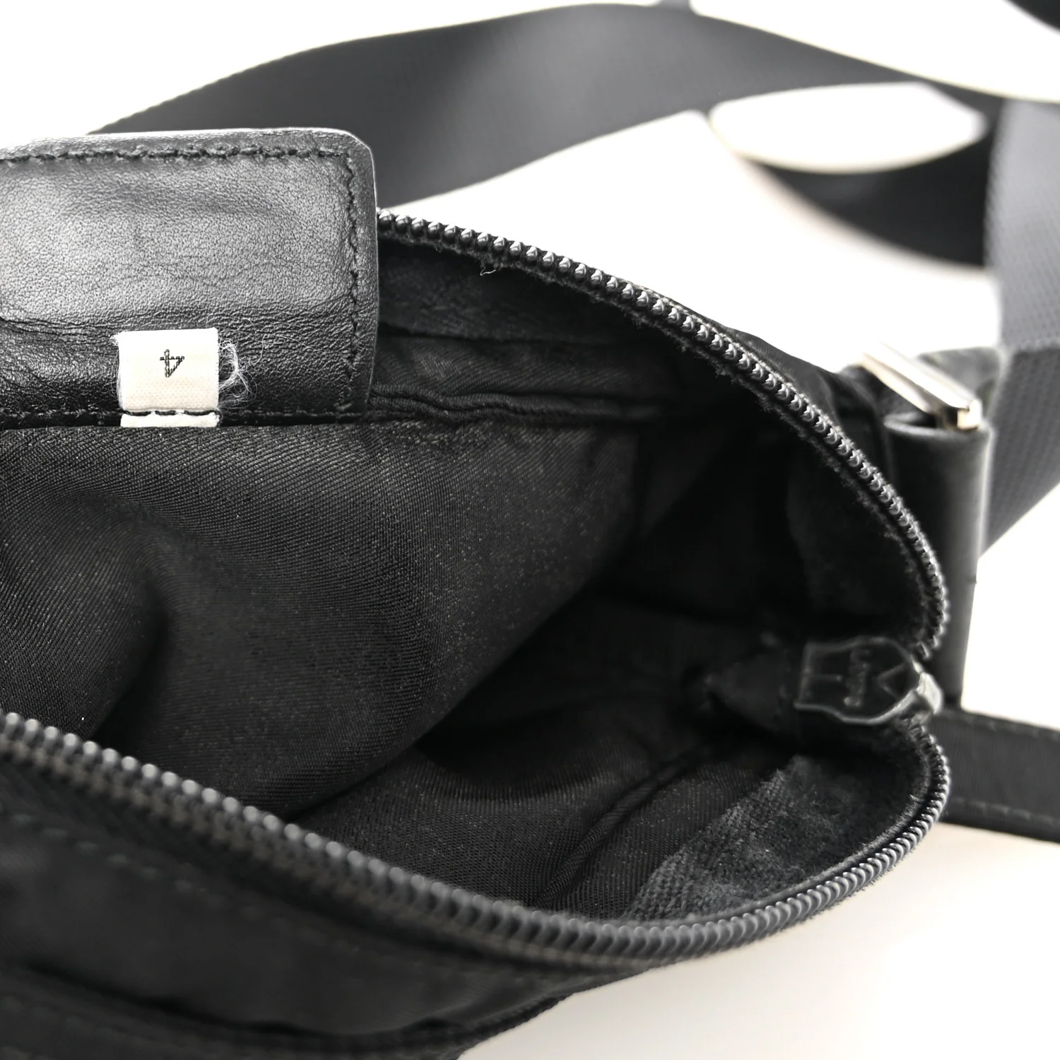 Nylon Flat Messenger Bag Black - Image 7