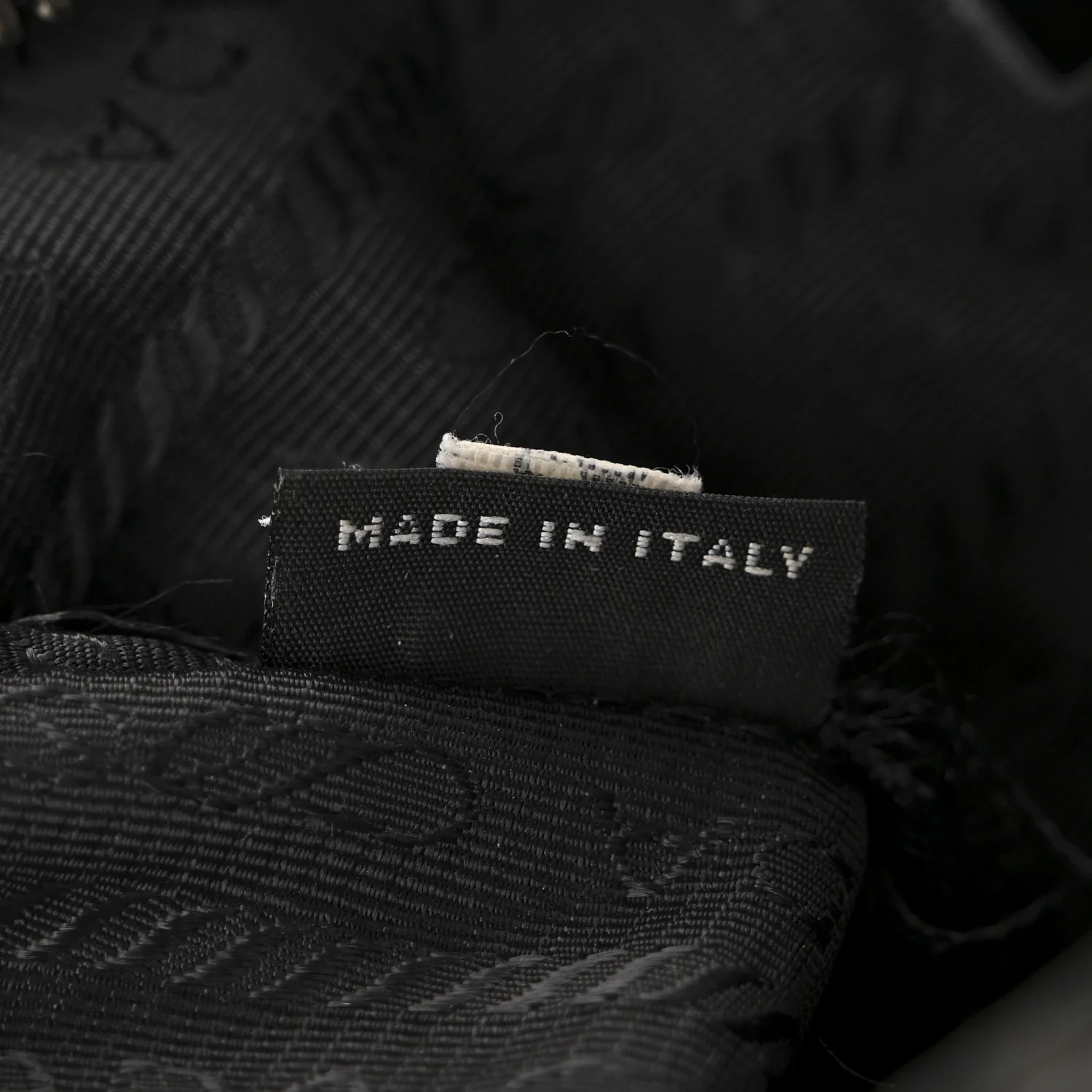 Nylon Re-Edition 2005 Shoulder Bag Black - Image 7