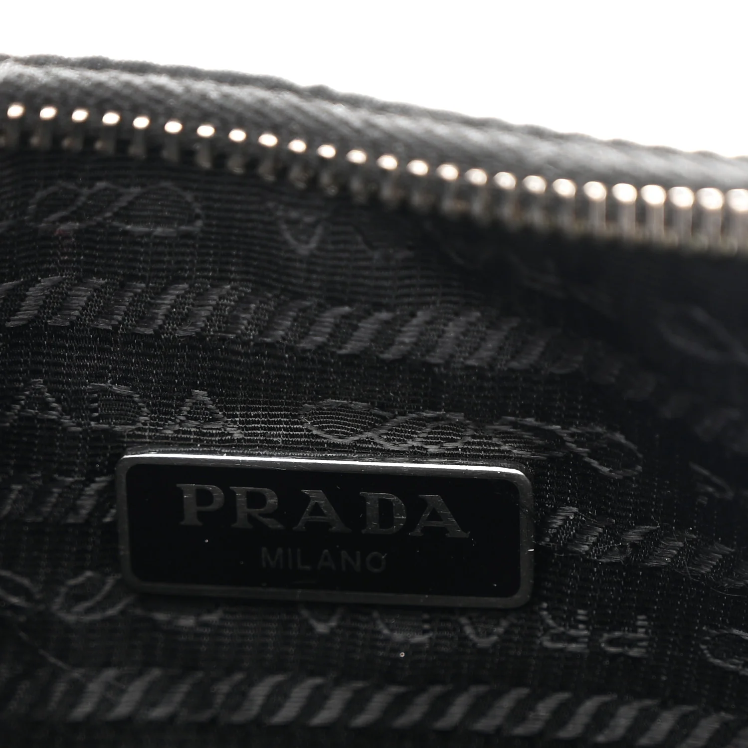 Nylon Re-Edition 2005 Shoulder Bag Black - Image 6