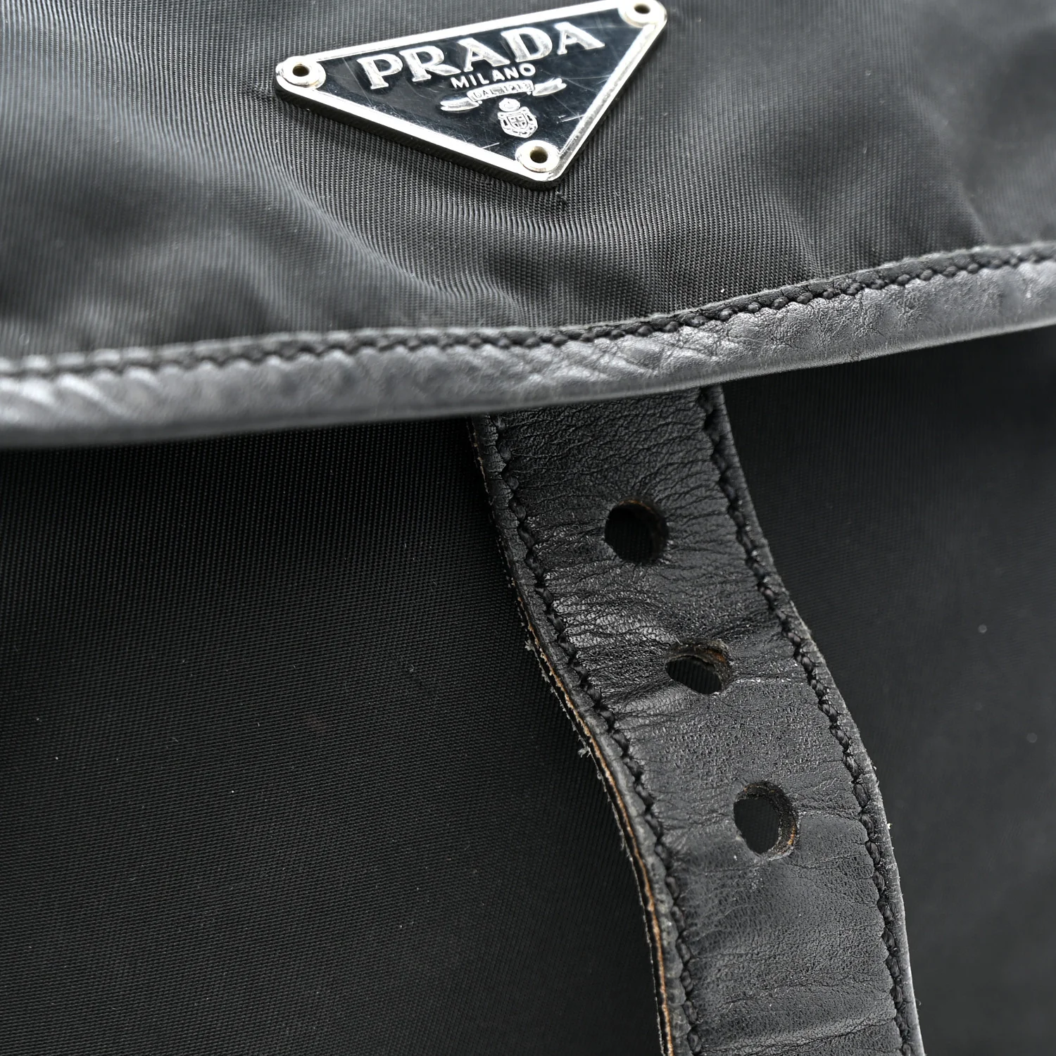 Nylon Vela Saffiano Single Buckle Messenger Shoulder Bag Black - Image 10