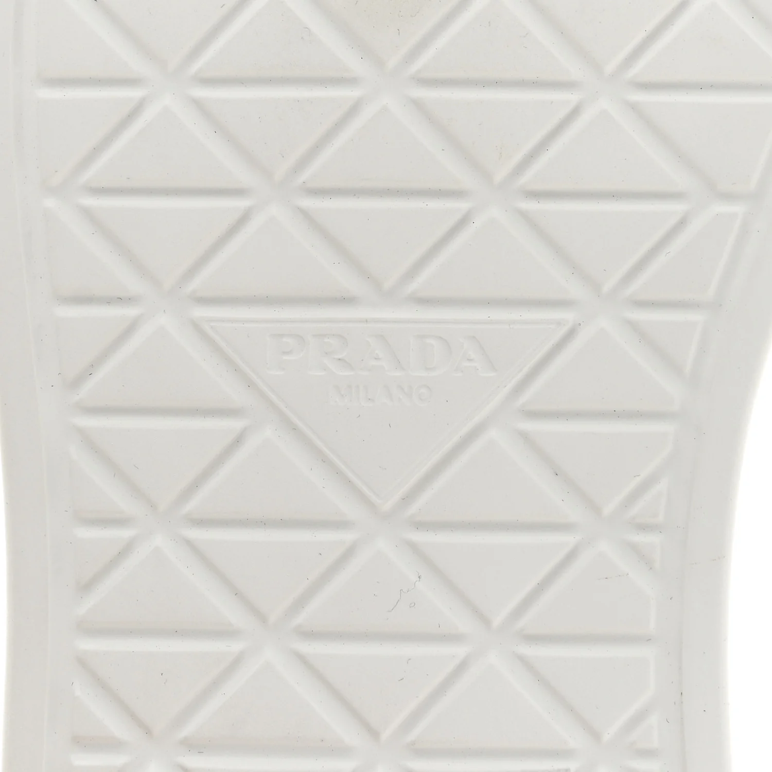 Re-Nylon Gabardine Spazzolato Macro Quilted Triangle Logo High Top 45mm Sneakers 38.5 White - Image 8