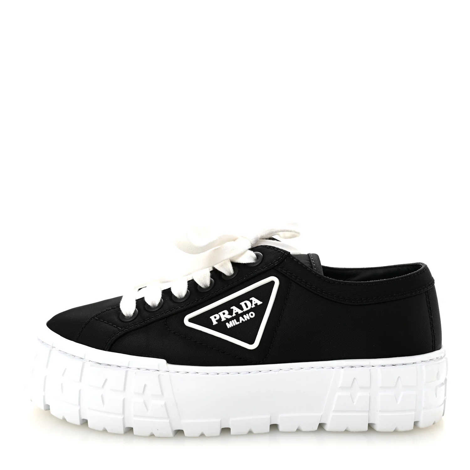 Re-Nylon Gabardine Triangle Logo Double Wheel 50mm Sneakers 38 Black