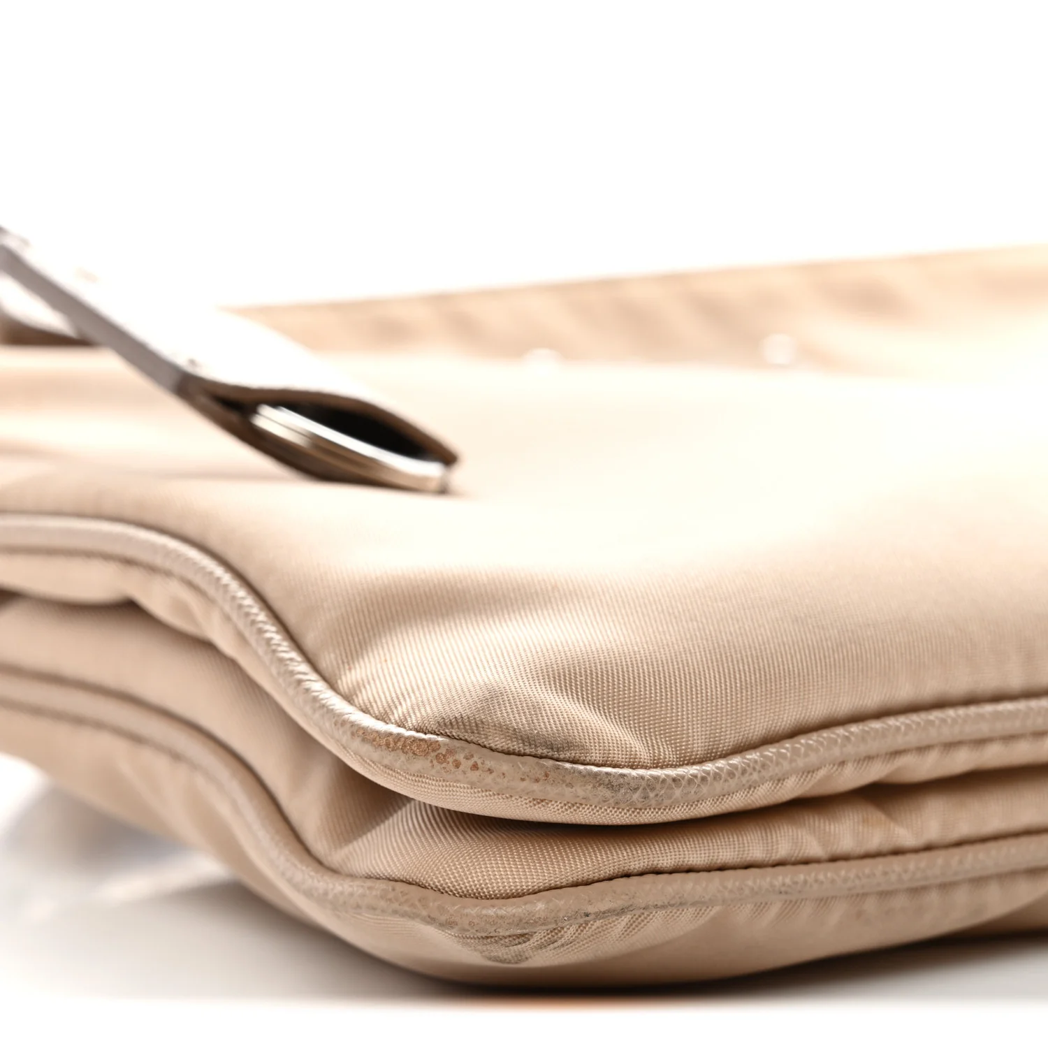 Re-Nylon Saffiano Re-Edition 2000 Double Zip Crossbody Bag Cammeo - Image 10