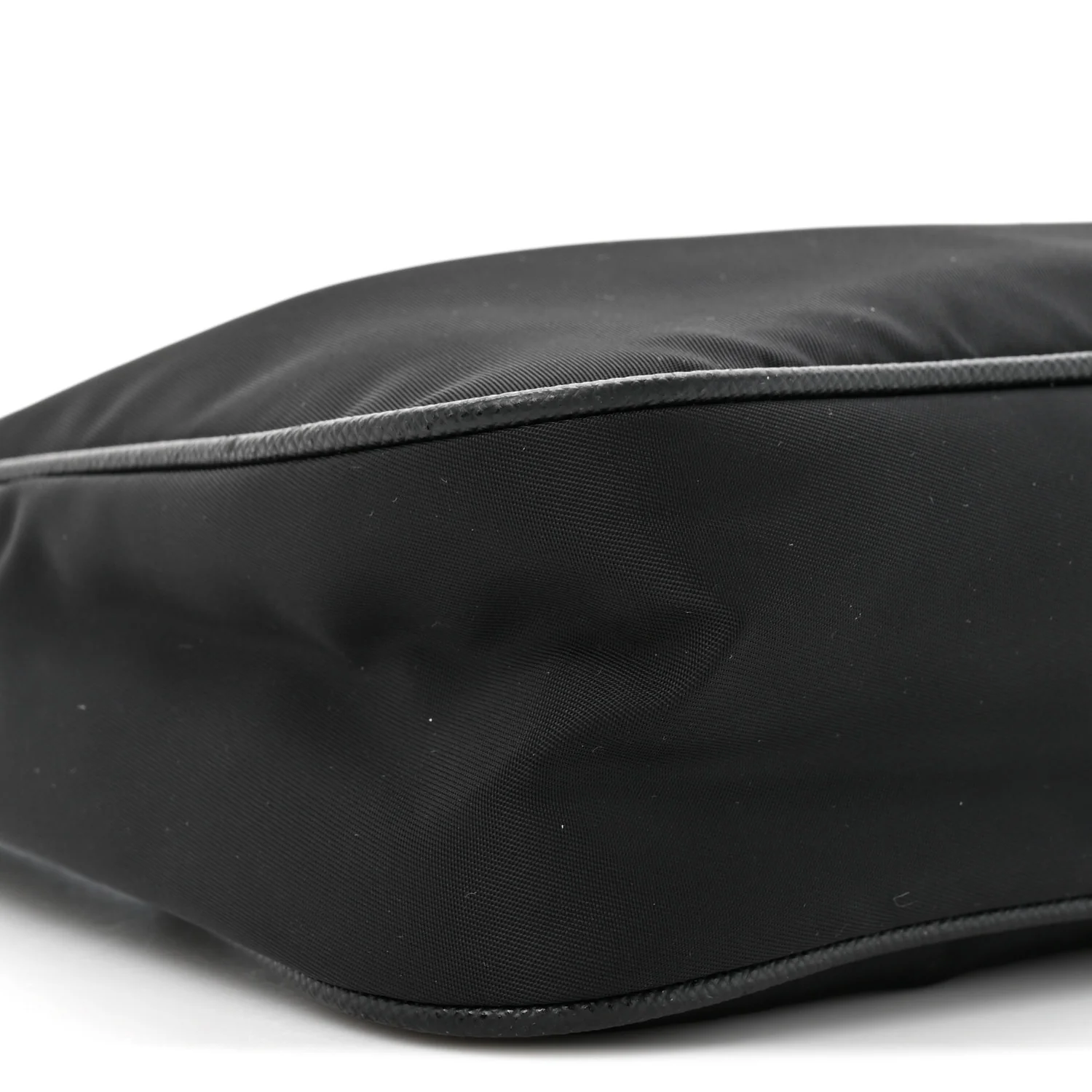 Re-Nylon Saffiano Re-Edition 2005 Shoulder Bag Black - Image 9