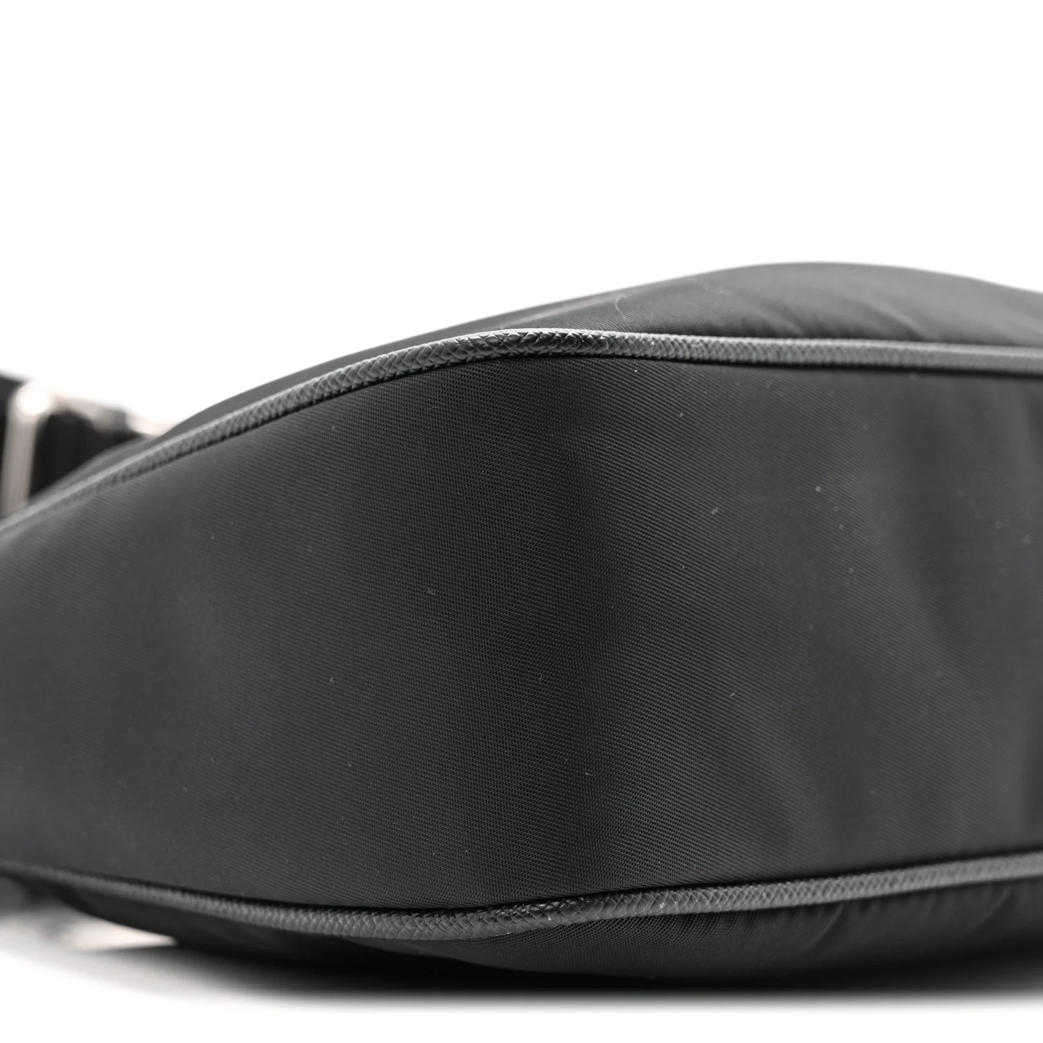 Re-Nylon Saffiano Re-Edition 2005 Shoulder Bag Black - Image 9