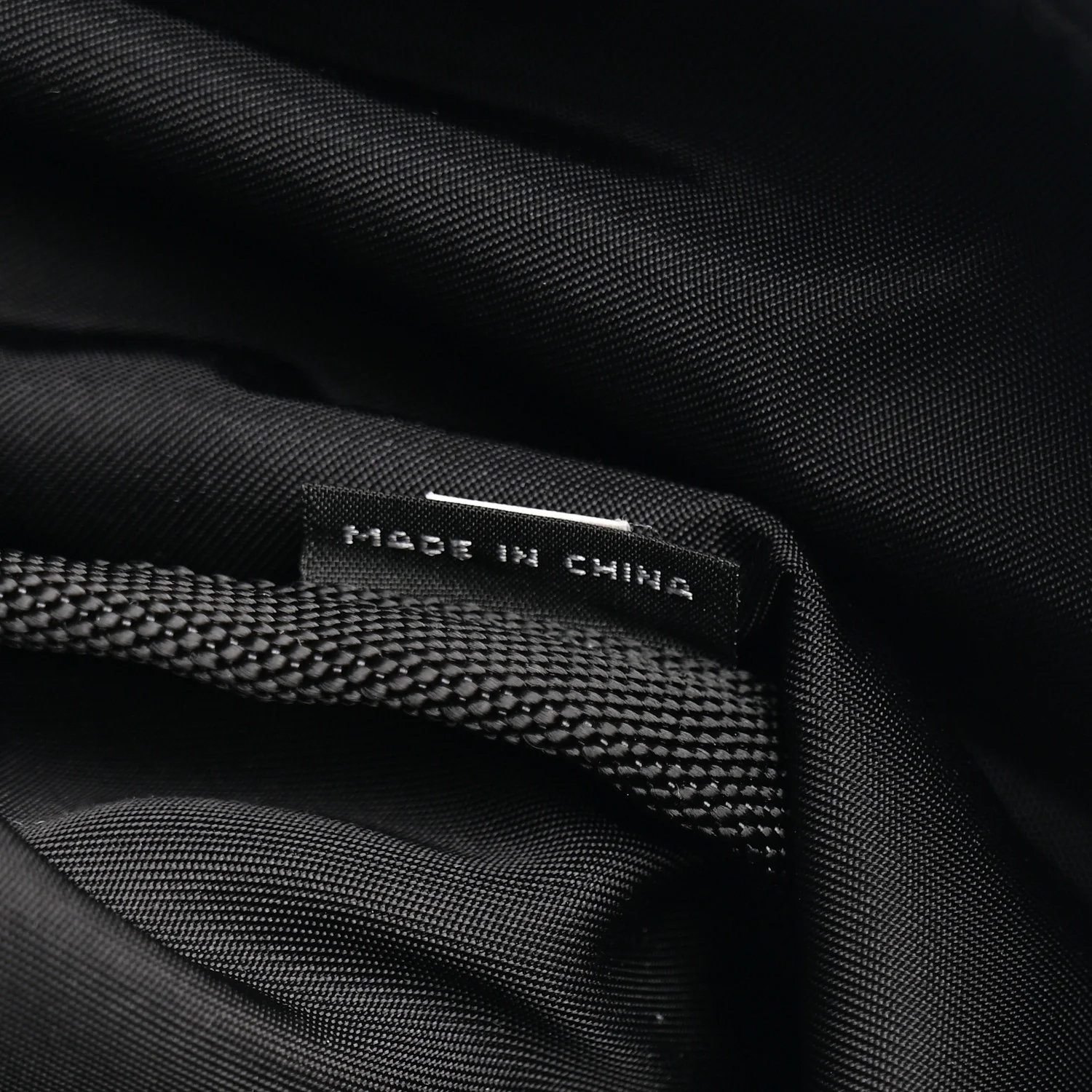 Re-Nylon Tessuto Marsupio Belt Bag Black - Image 7