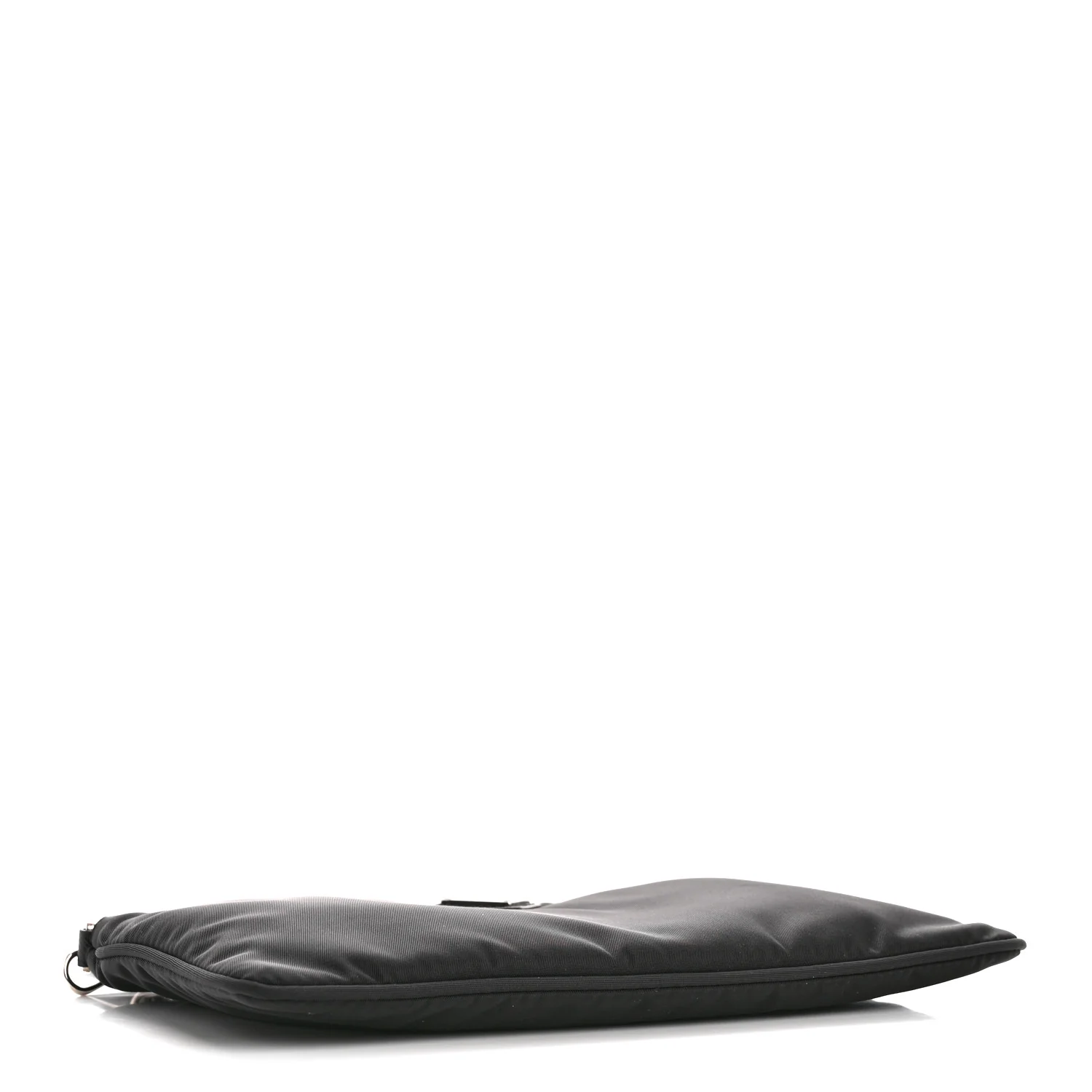 Re-Nylon Vela Pouch Black - Image 4