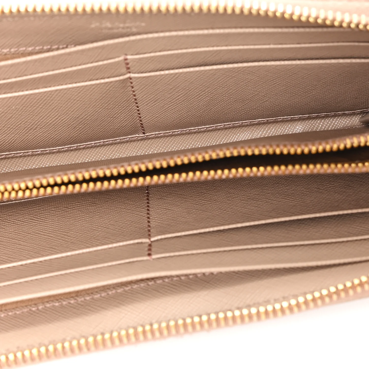 Saffiano Half Zip Wallet Wallet Cammeo - Image 5