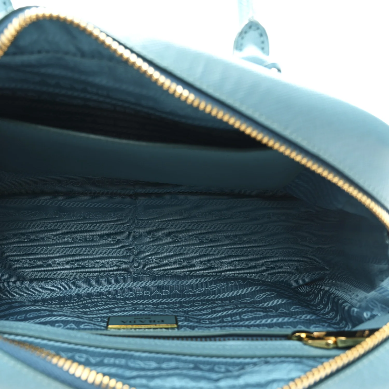 Saffiano Lux Bauletto Turchese - Image 5