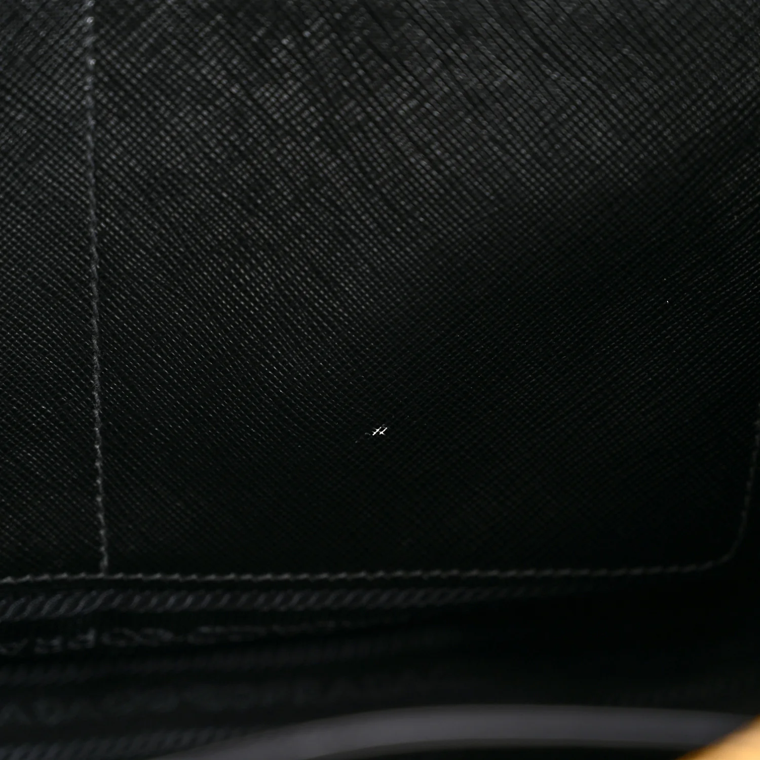 Saffiano Lux Large Galleria Double Zip Tote Black - Image 12