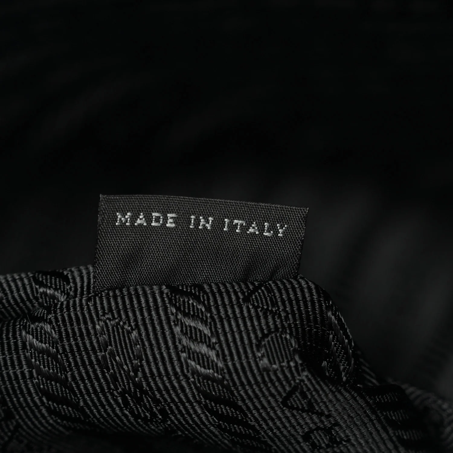 Saffiano Lux Large Tote Black - Image 5