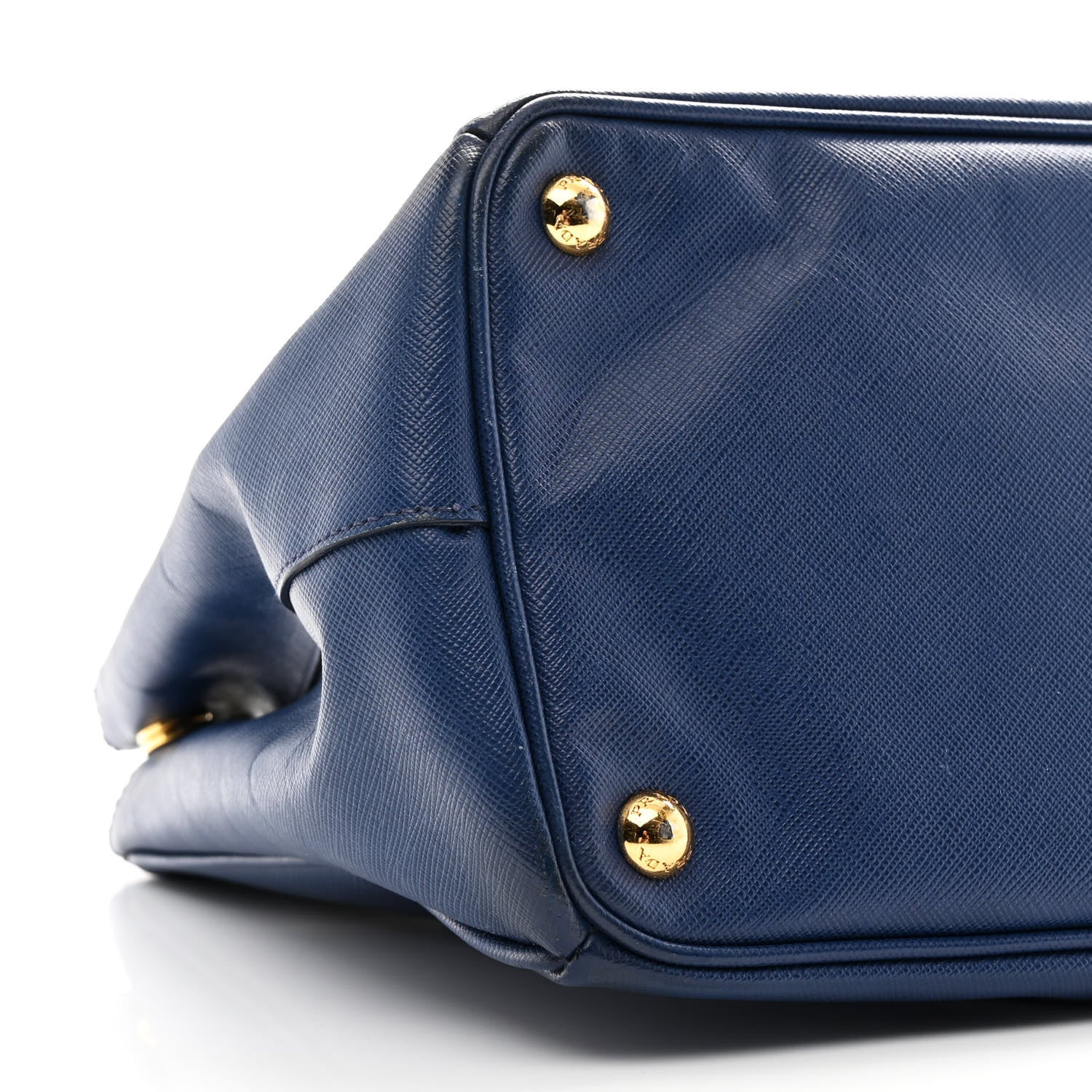 Saffiano Lux Medium Galleria Double Zip Tote Bluette - Image 9