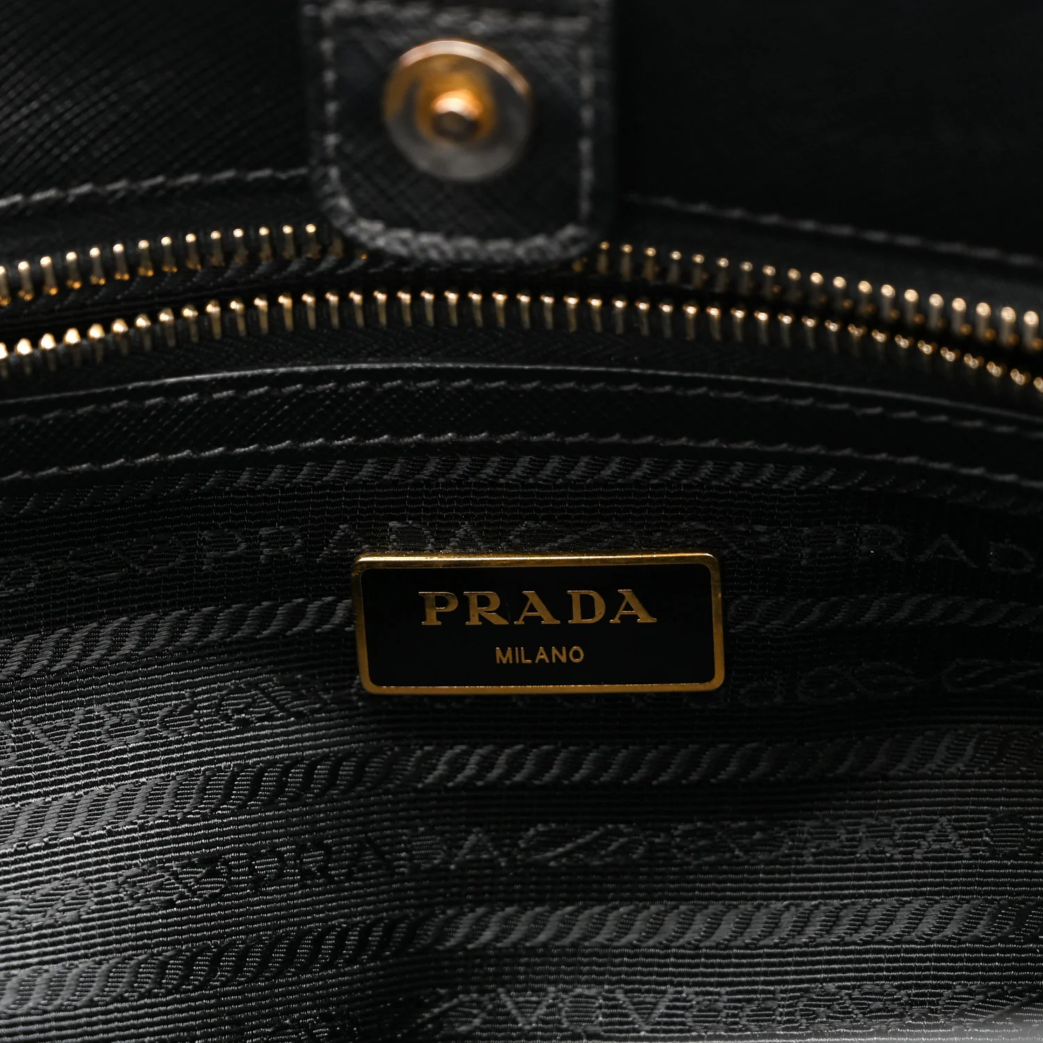 Saffiano Lux Medium Tote Black - Image 6