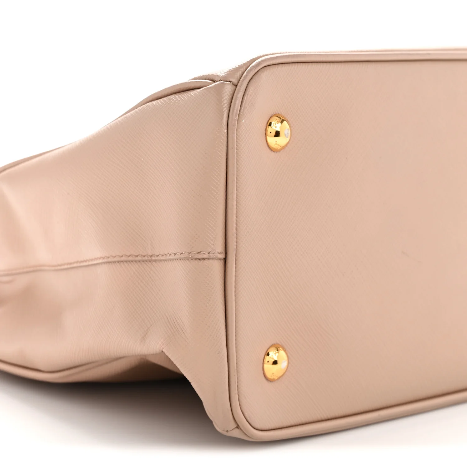 Saffiano Lux Medium Tote Cammeo - Image 28