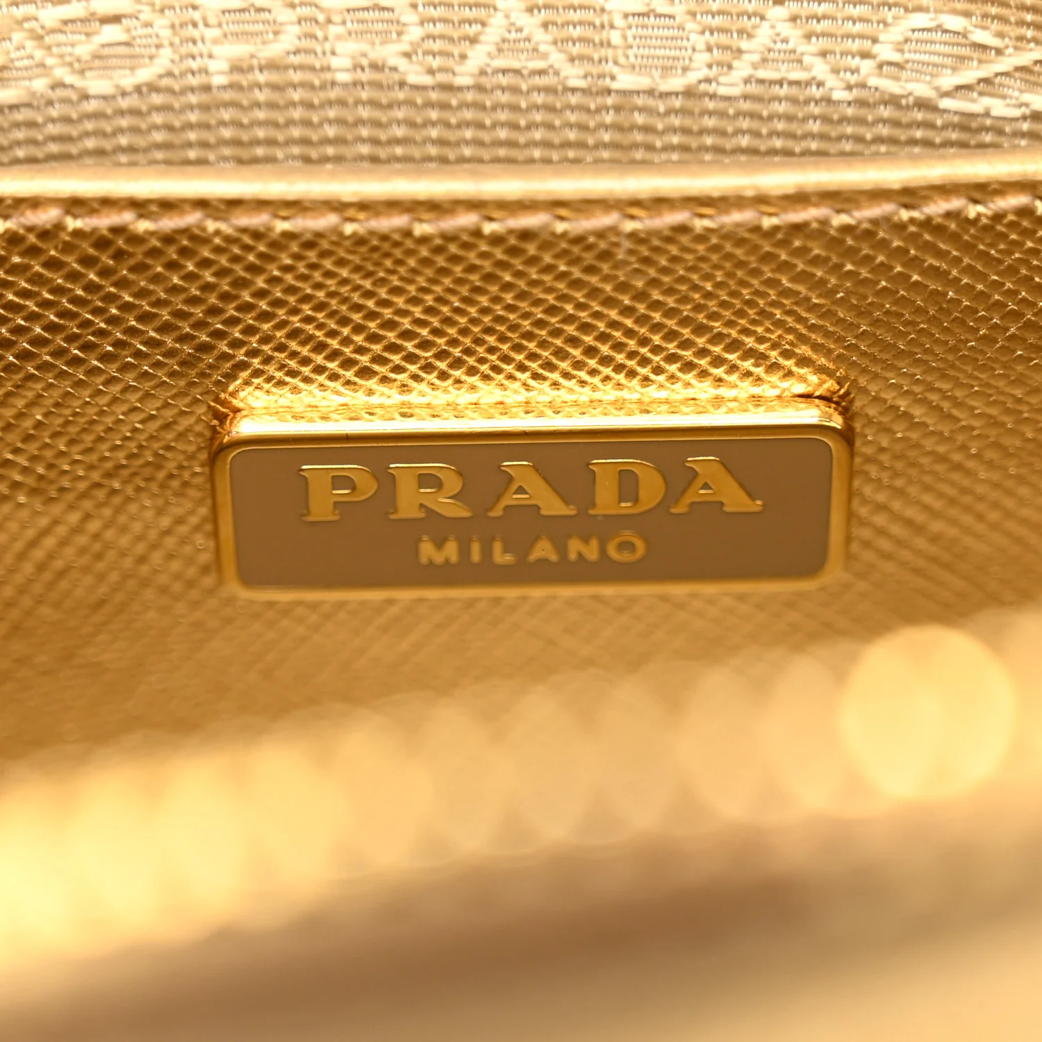 Saffiano Lux Mini Promenade Tote Platino - Image 6
