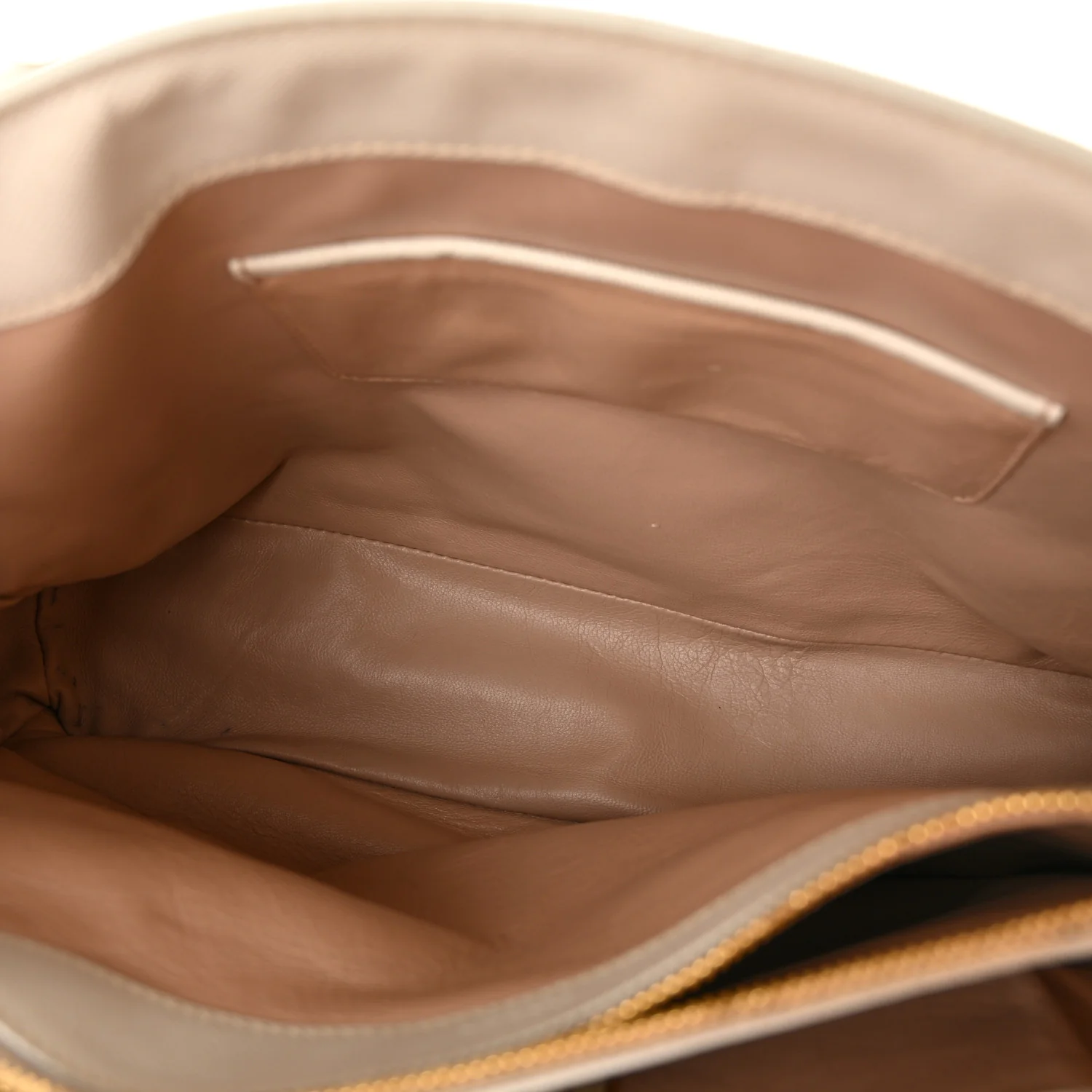 Saffiano Lux Pattina Tote Talco - Image 5