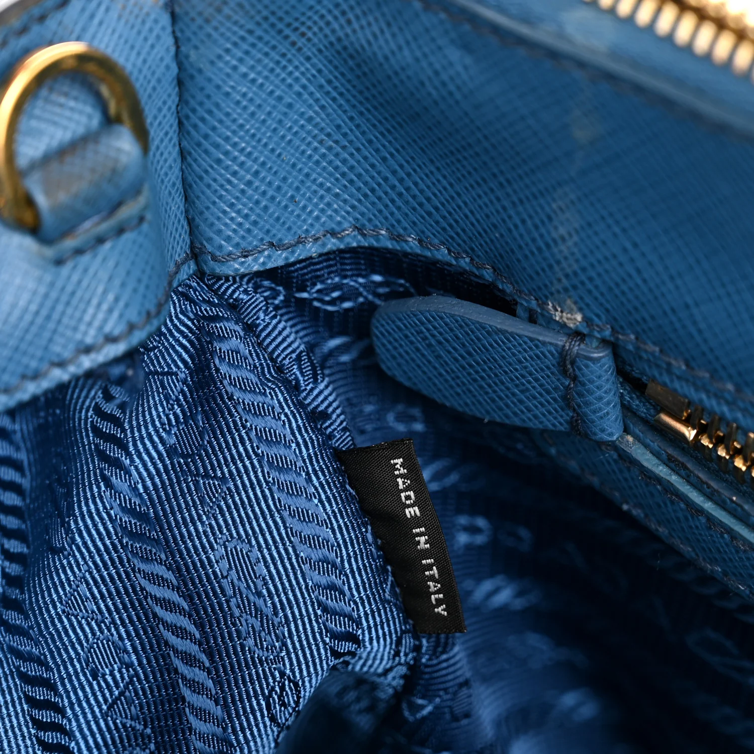 Saffiano Lux Small Galleria Double Zip Tote Cobalto - Image 7