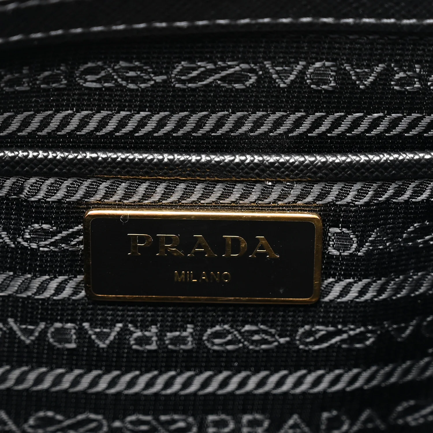 Saffiano Medium Galleria Double Zip Tote Black - Image 6