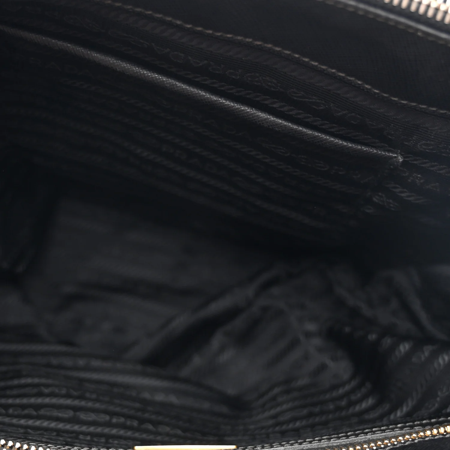 Saffiano Medium Galleria Double Zip Tote Black - Image 4