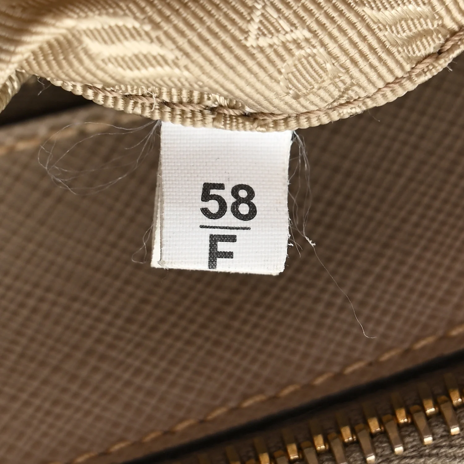 Saffiano Medium Galleria Double Zip Tote Pomice - Image 7