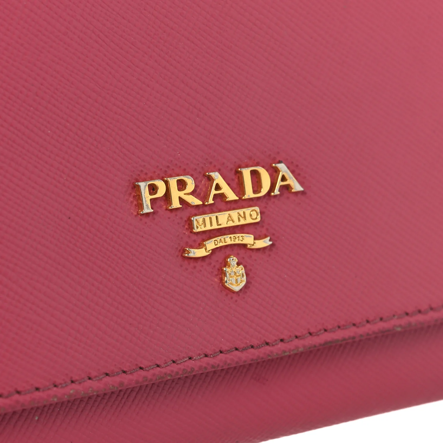 Saffiano Metal Oro Chain Wallet Peonia - Image 12