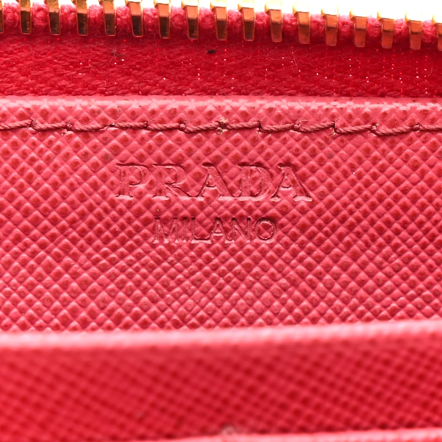 Saffiano Move Half Zip Wallet Peonia - Image 6