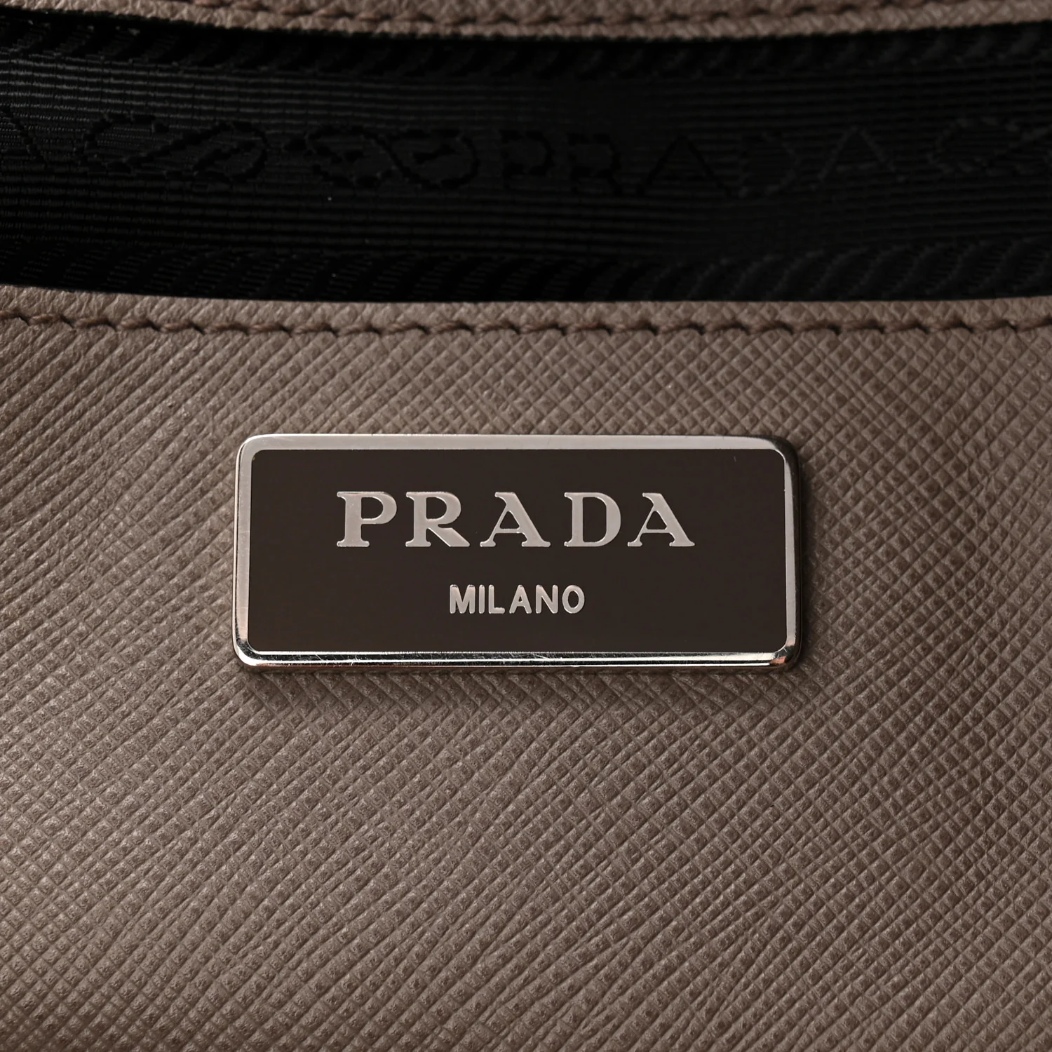 Saffiano Shopping Tote Argilla - Image 6