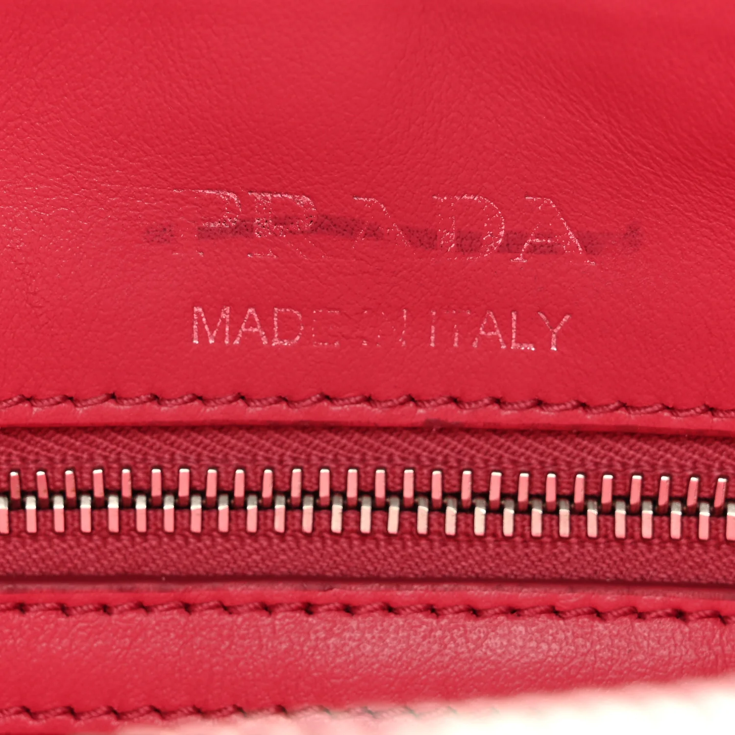 Soft Calfskin Diagramme Camera Bag Peonia - Image 6