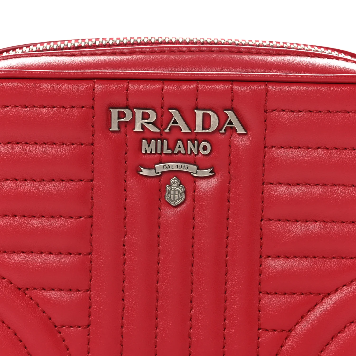 Soft Calfskin Diagramme Camera Bag Rosso - Image 8
