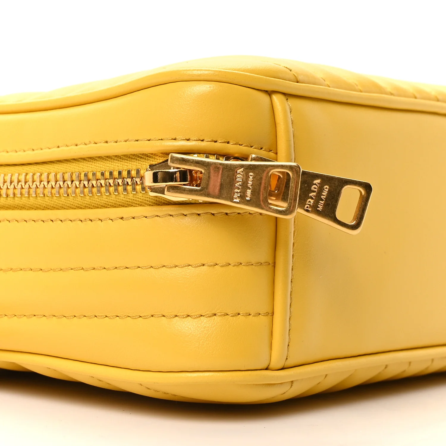 Soft Calfskin Impunture Diagramme Top Handle Chain Crossbody Bag Soleil - Image 9