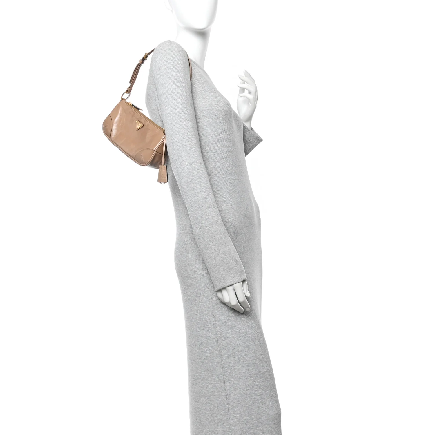 Soft Lux Calfskin Re-Edition 2002 Shoulder Bag Travertine - Image 2
