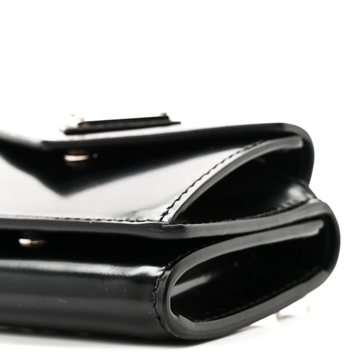 Spazzolato Chain Flap Card Holder Wallet Black - Image 9