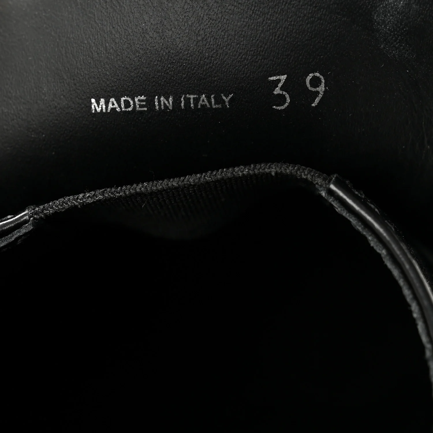 Spazzolato Metal Triangle Logo 50mm Loafers 39 Black - Image 9
